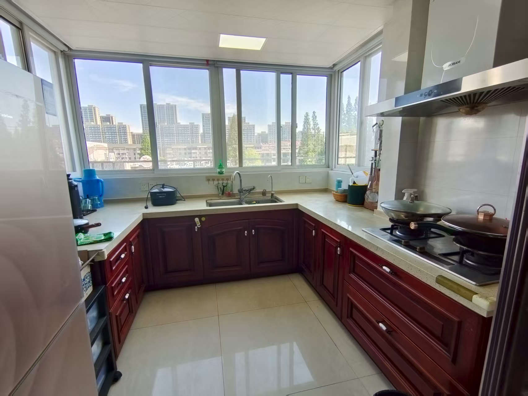 春晖花园 3室2厅2卫 140m&sup2;