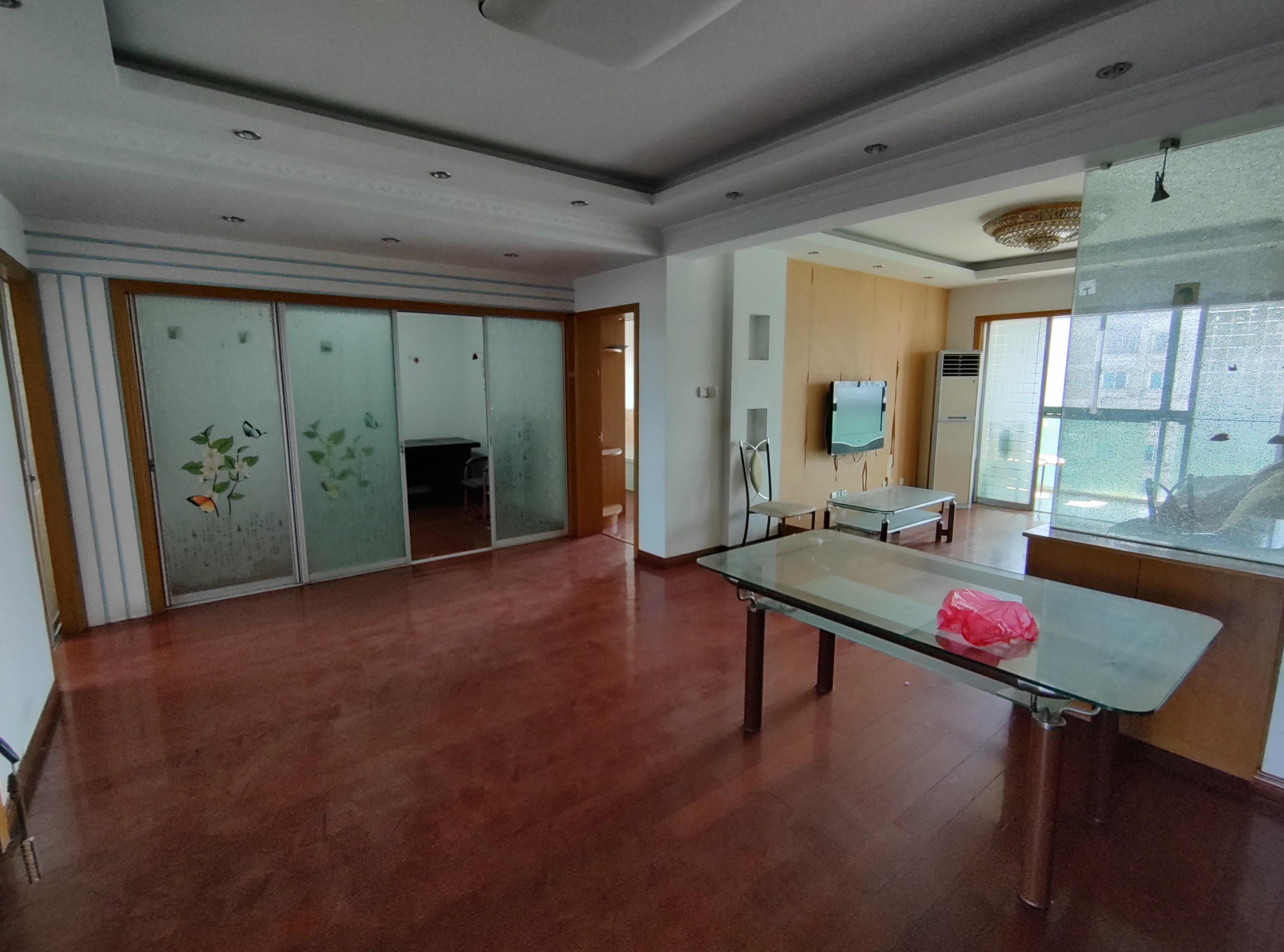 和睦小区 3室2厅1卫 114m²