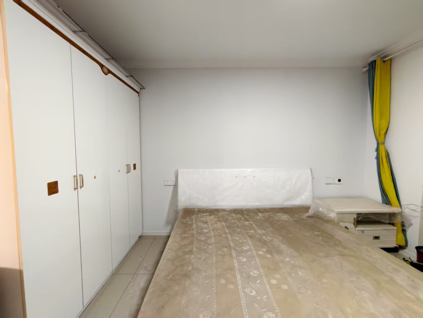 曙光社区 3室1厅1卫 93m&sup2;