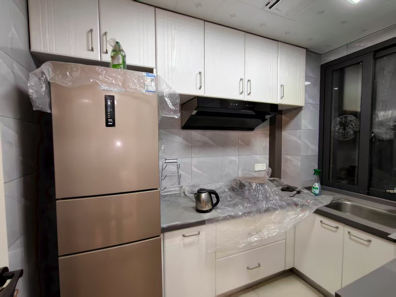 曙光社区 3室1厅1卫 93m&sup2;