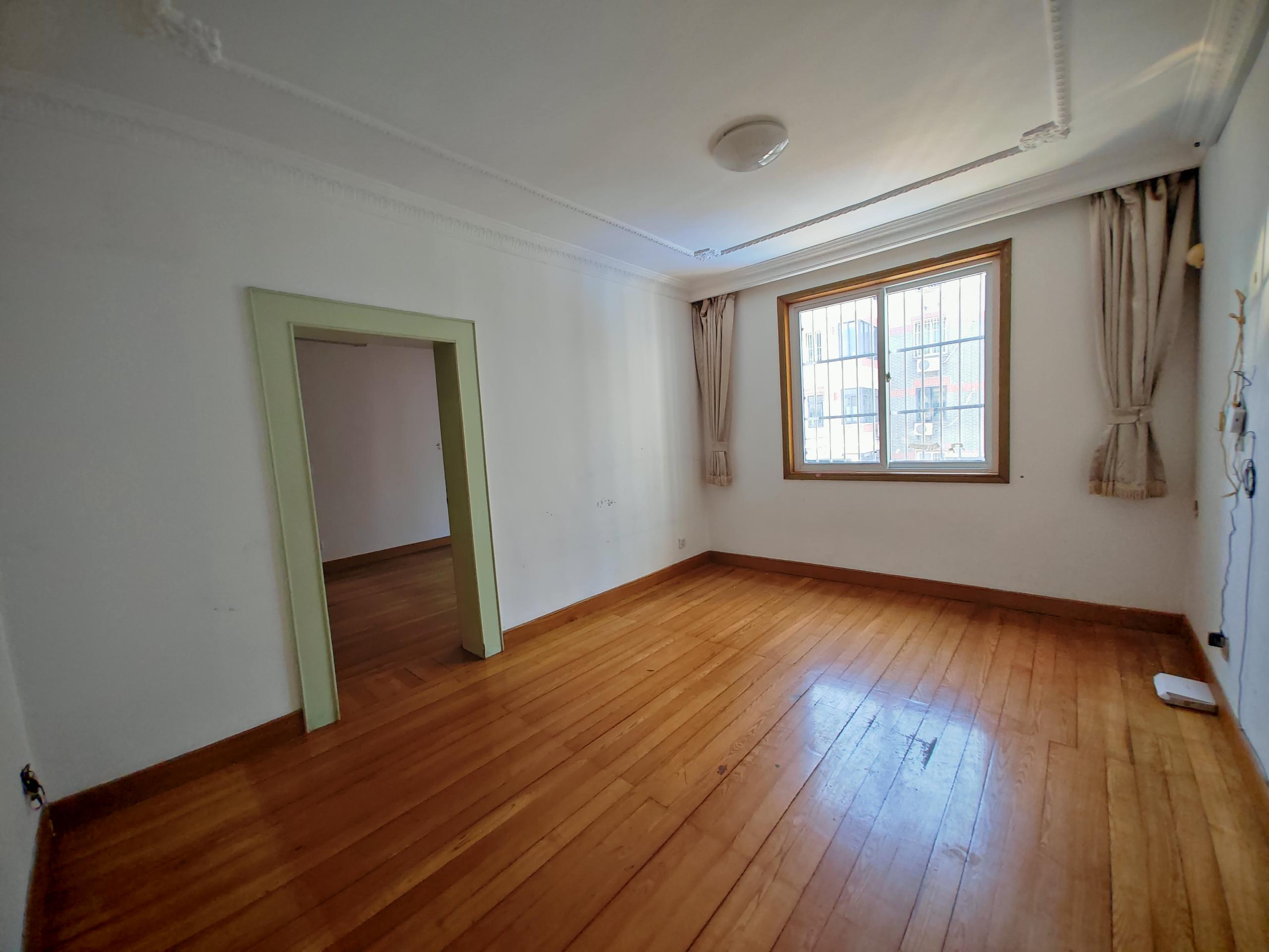 富贵园 3室1厅1卫 84.7m&sup2;