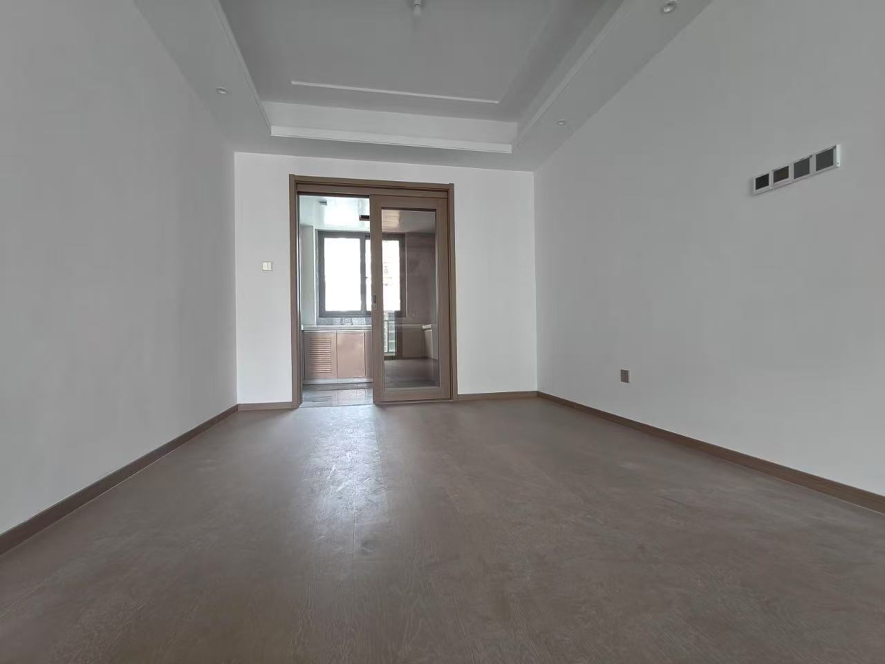华宇锦绣澜湾 4室2厅2卫 143m&sup2;