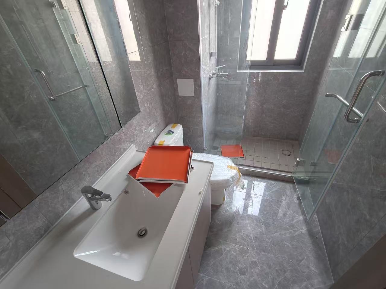 华宇锦绣澜湾 4室2厅2卫 143m&sup2;