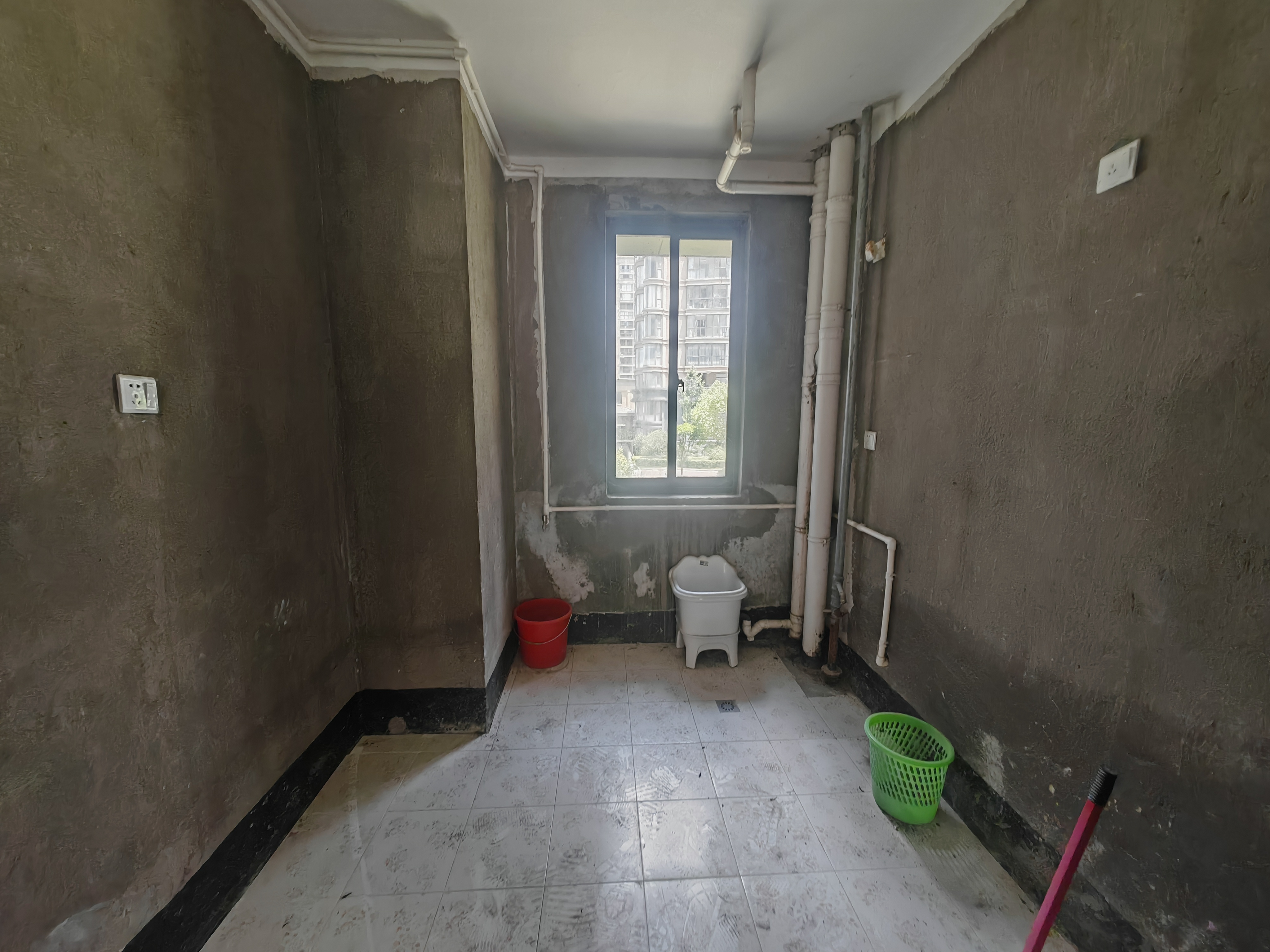 银河湾 4室2厅2卫 149.89m&sup2;