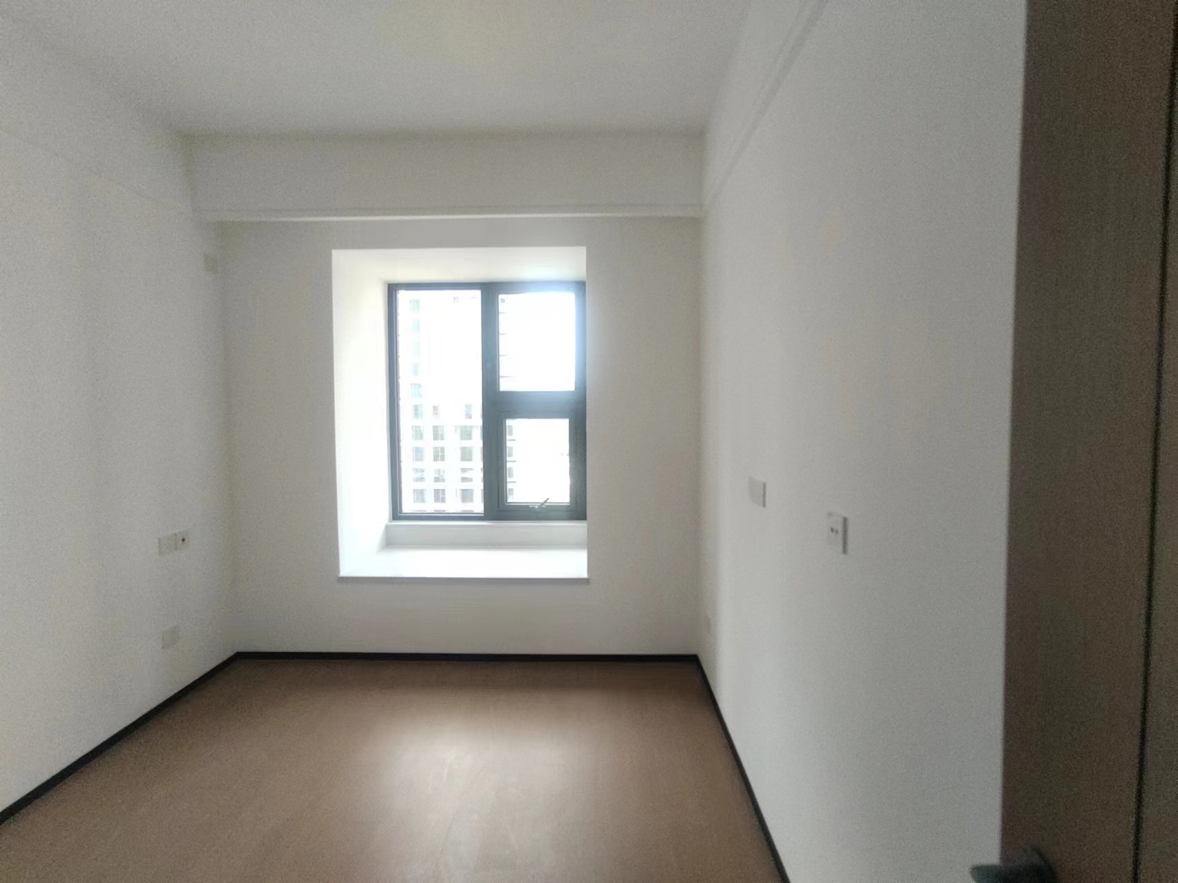 中铁壹号院 3室2厅2卫 142m&sup2;