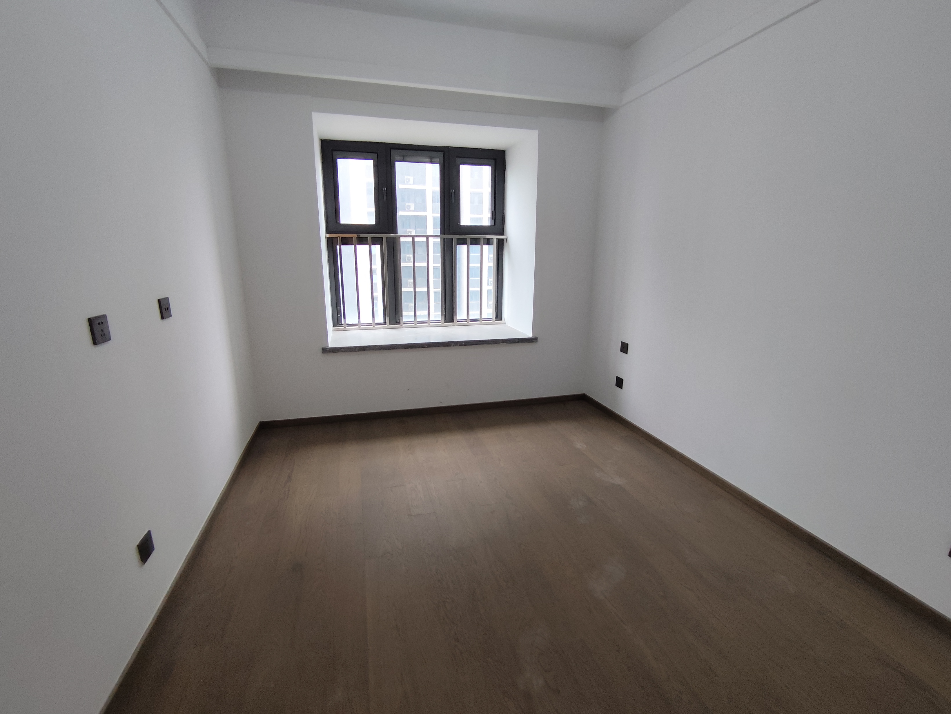 都会沁园 4室2厅2卫 151.89m&sup2;
