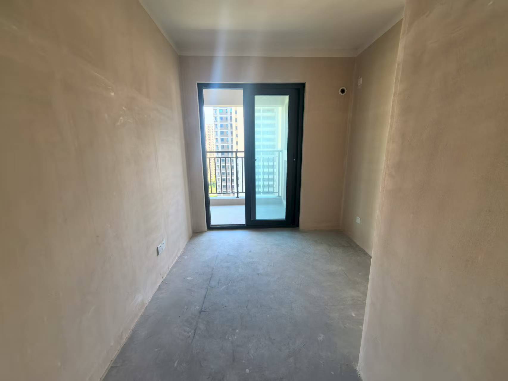 绿地江海图 3室2厅1卫 89m&sup2;