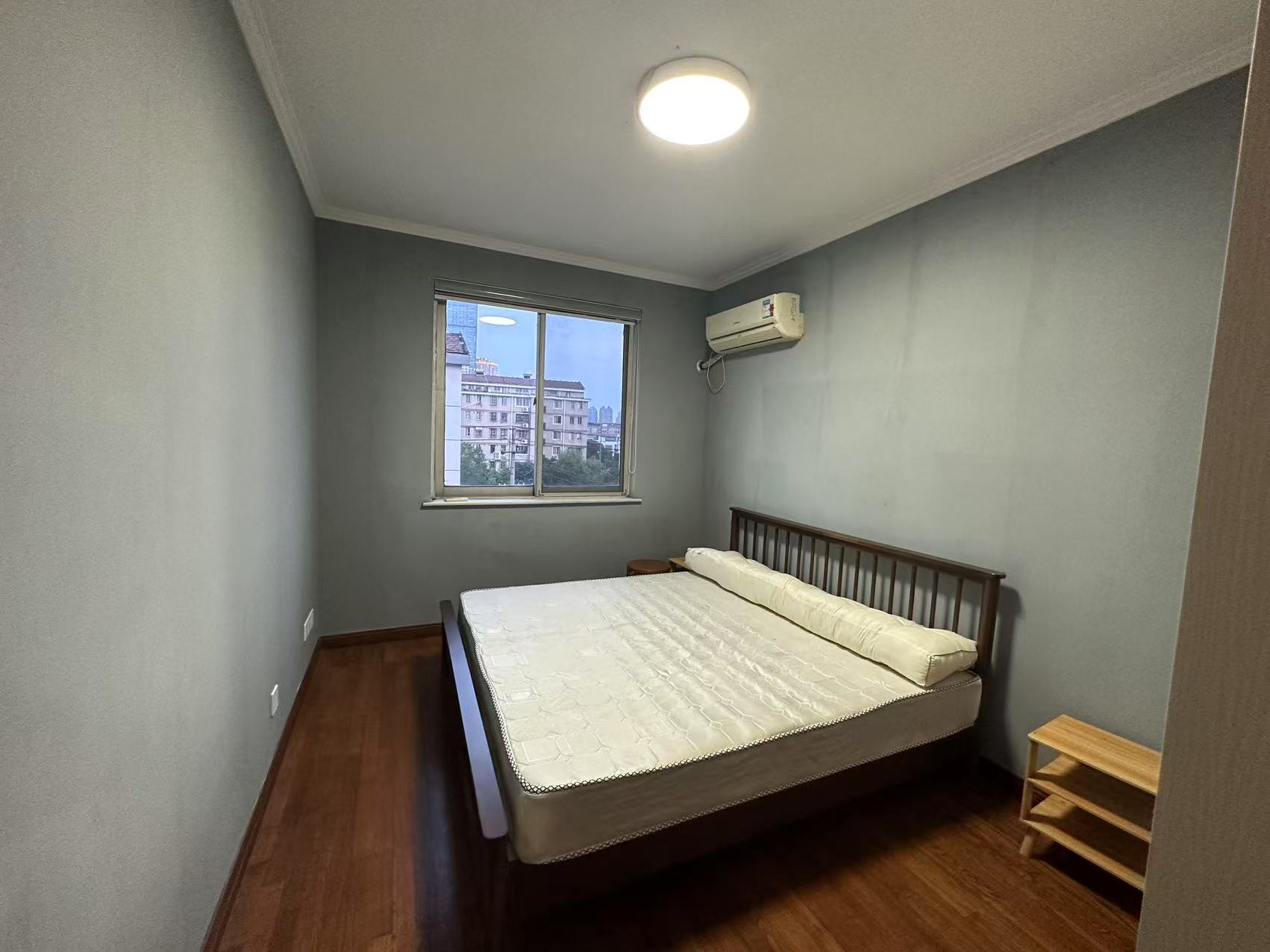 文峰路17号 3室2厅1卫 98m&sup2;