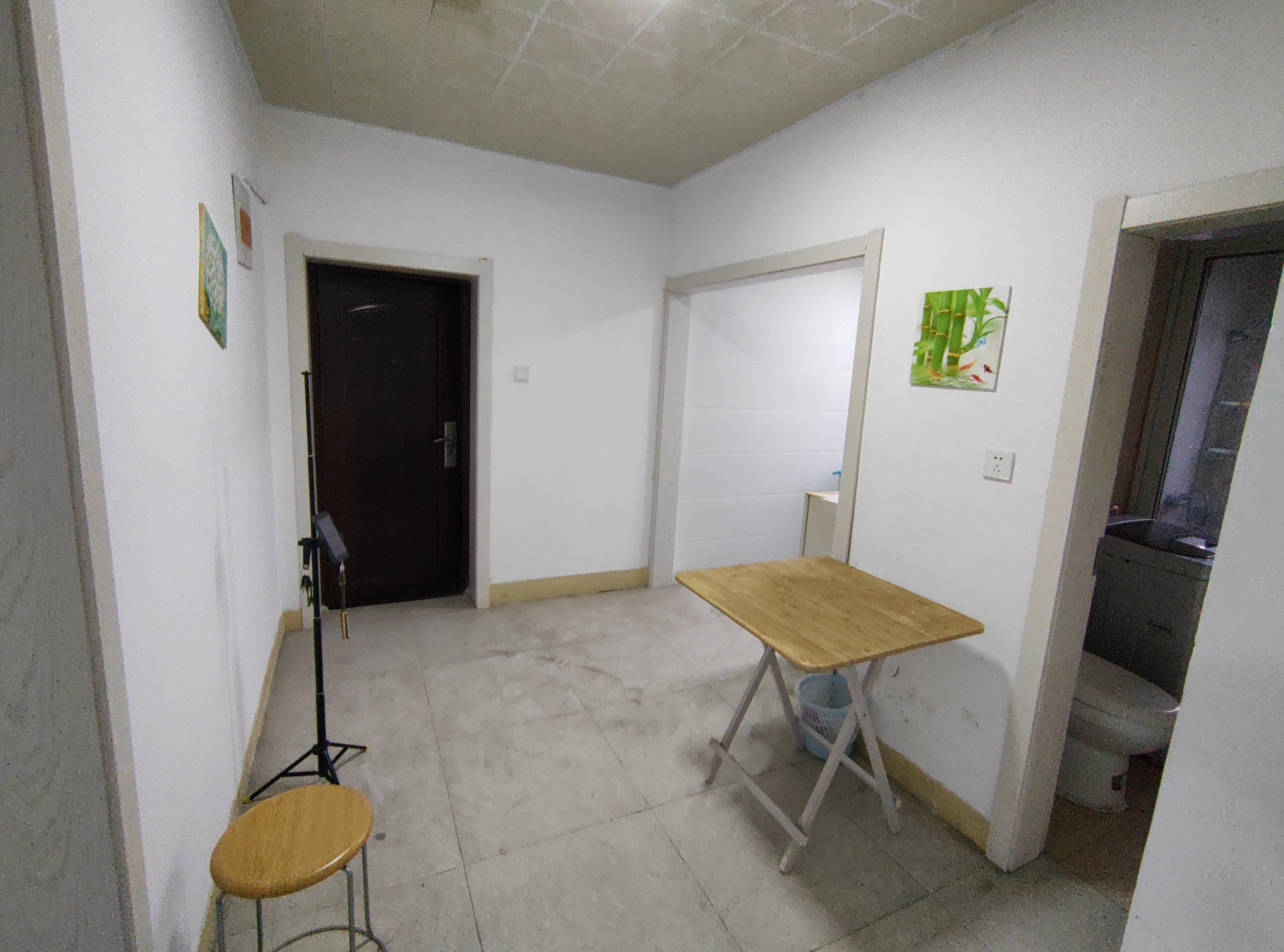 濠东路39号 3室2厅1卫 83.00m&sup2;