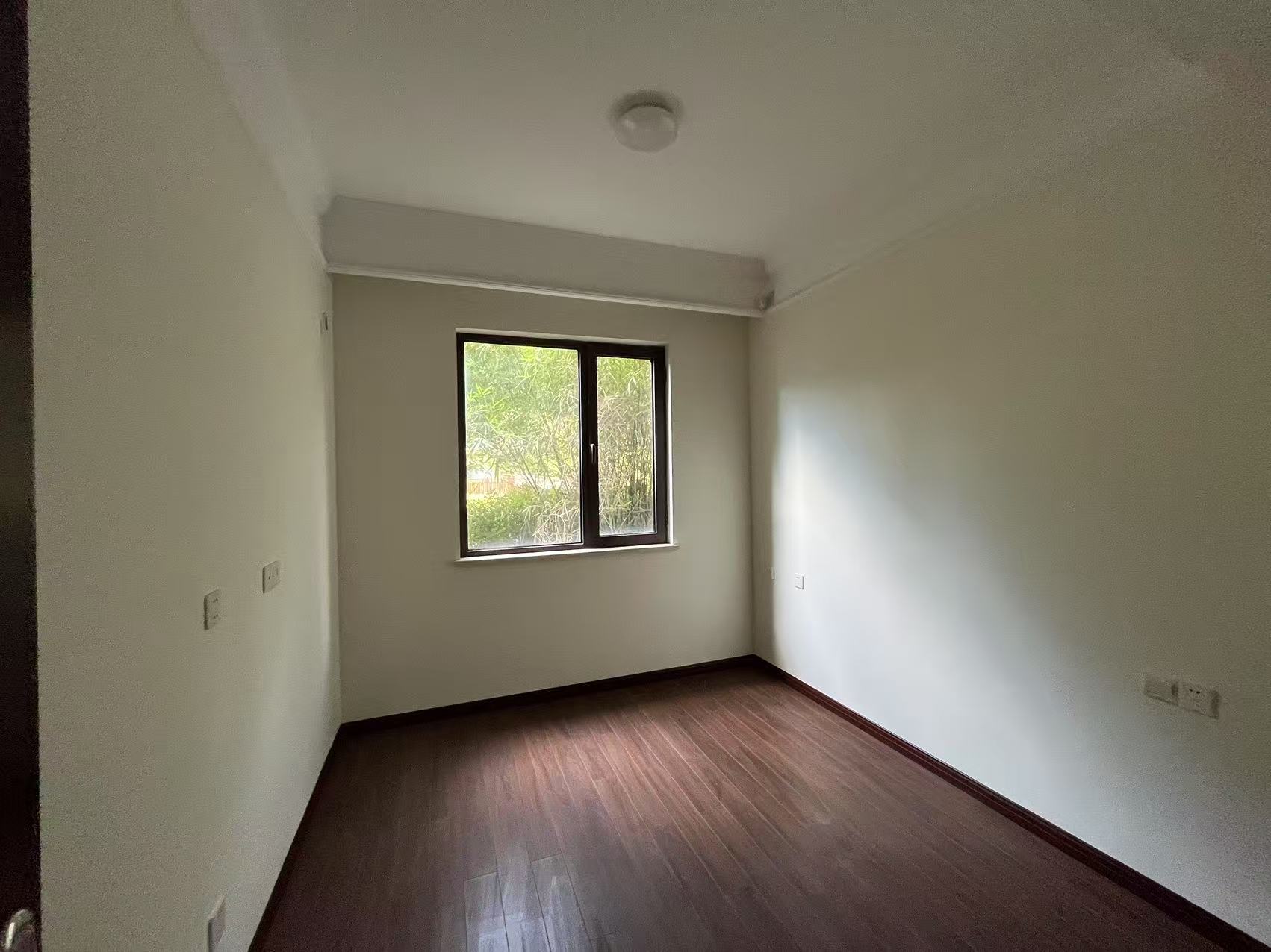 中梁望府 4室2厅2卫 163m&sup2;