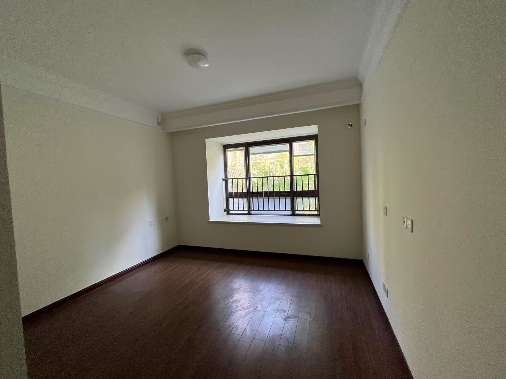 中梁望府 4室2厅2卫 163m&sup2;