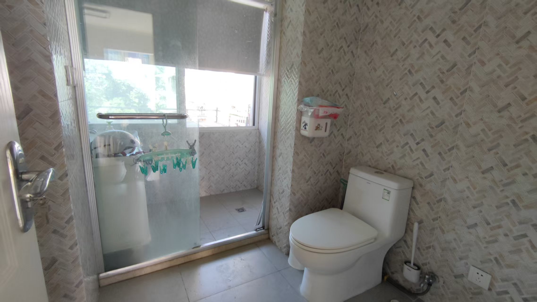 华威园 2室1厅1卫 65m&sup2;