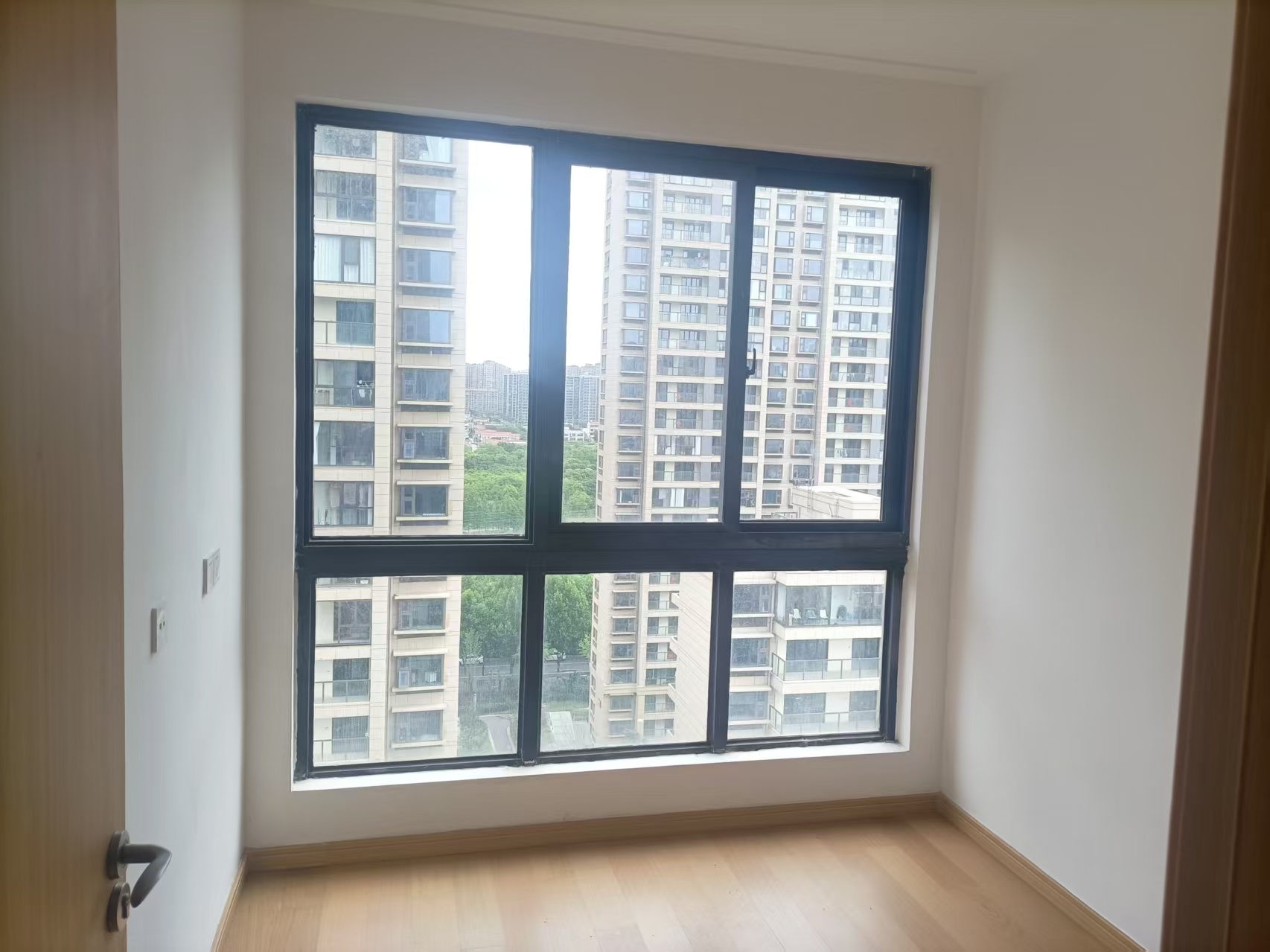 时光漫城 4室2厅2卫 125m&sup2;