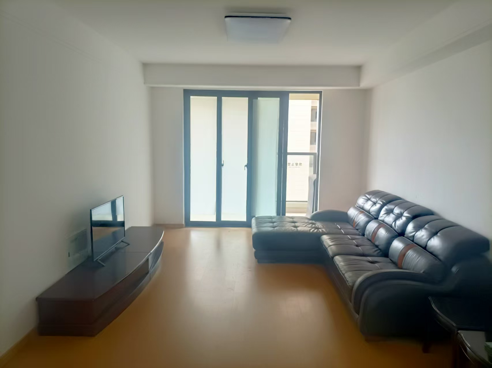 时光漫城 4室2厅2卫 125m&sup2;