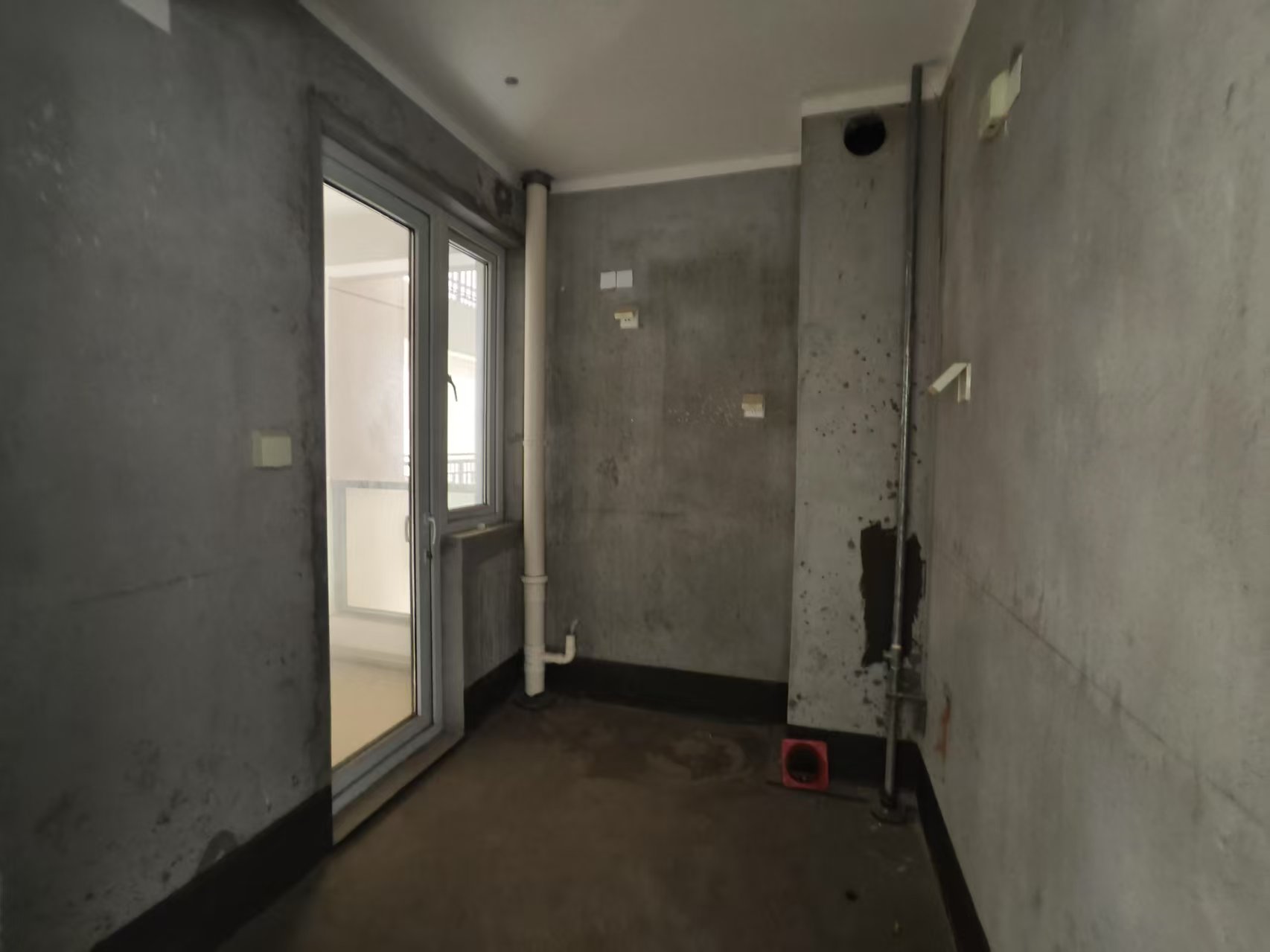 湖滨华庭 3室2厅1卫 100.62m&sup2;