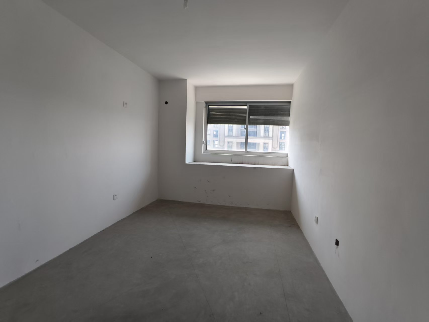 湖滨华庭 3室2厅1卫 100.62m&sup2;