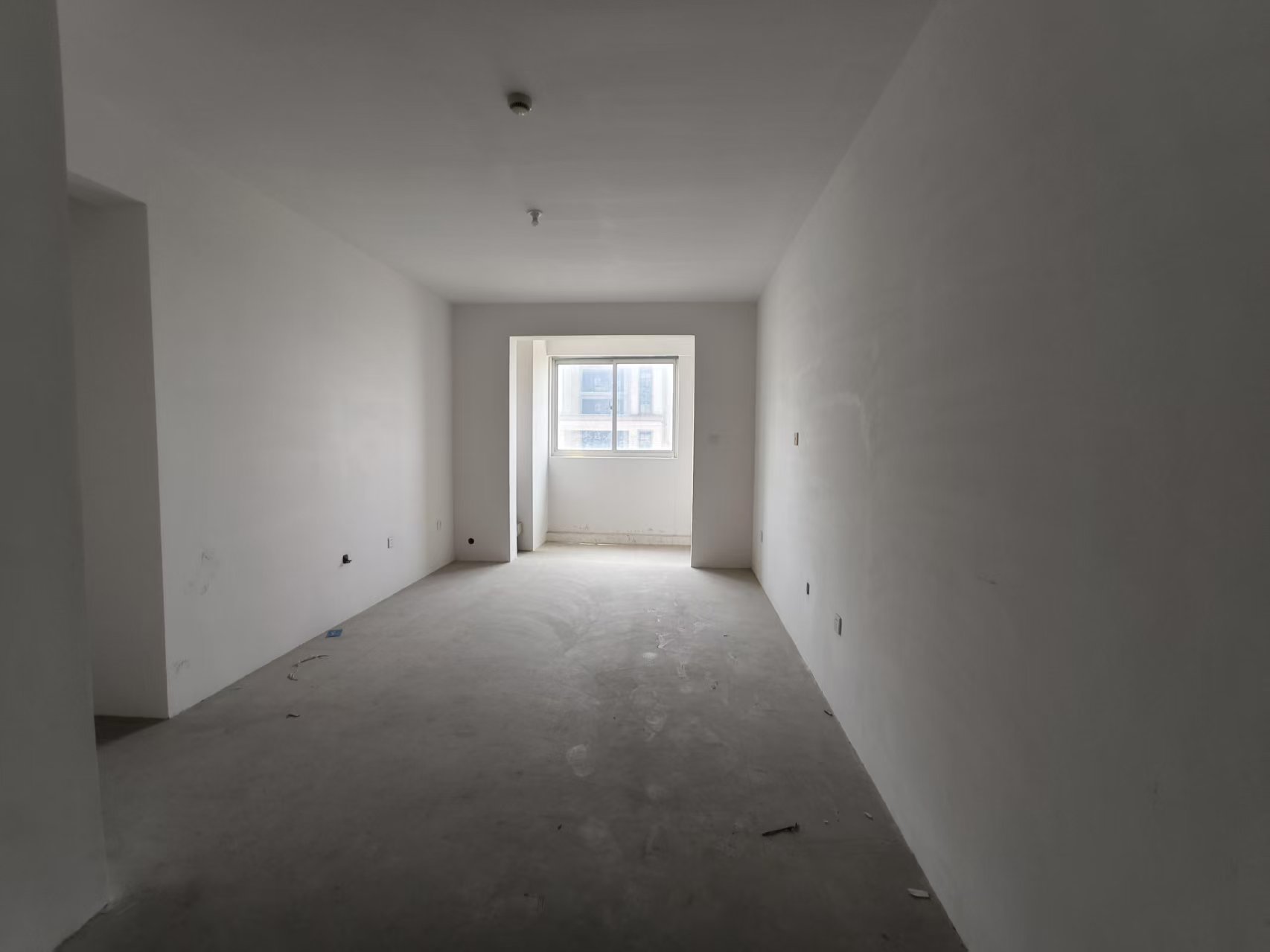湖滨华庭 3室2厅1卫 91m²