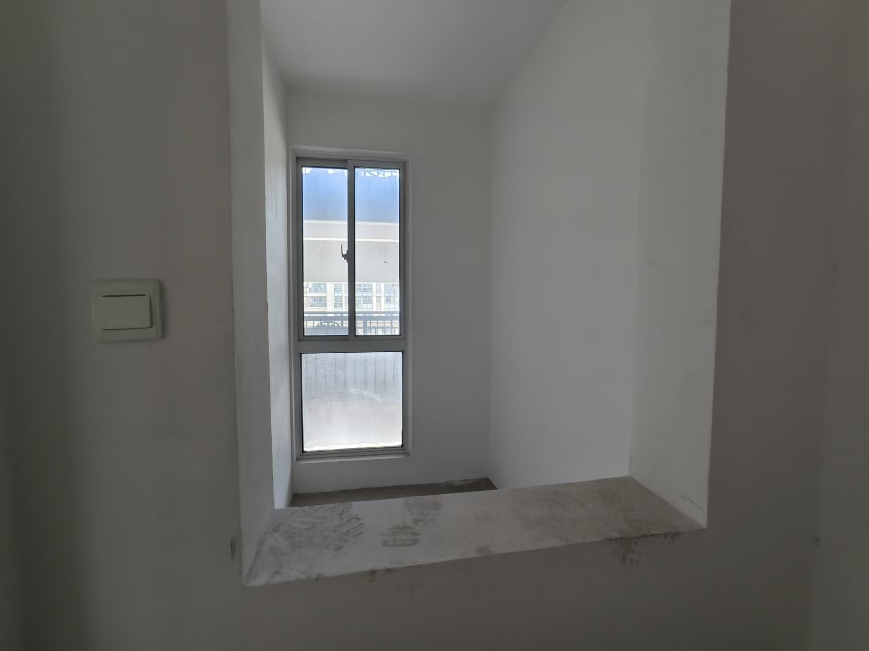 湖滨华庭 3室2厅1卫 100.62m&sup2;