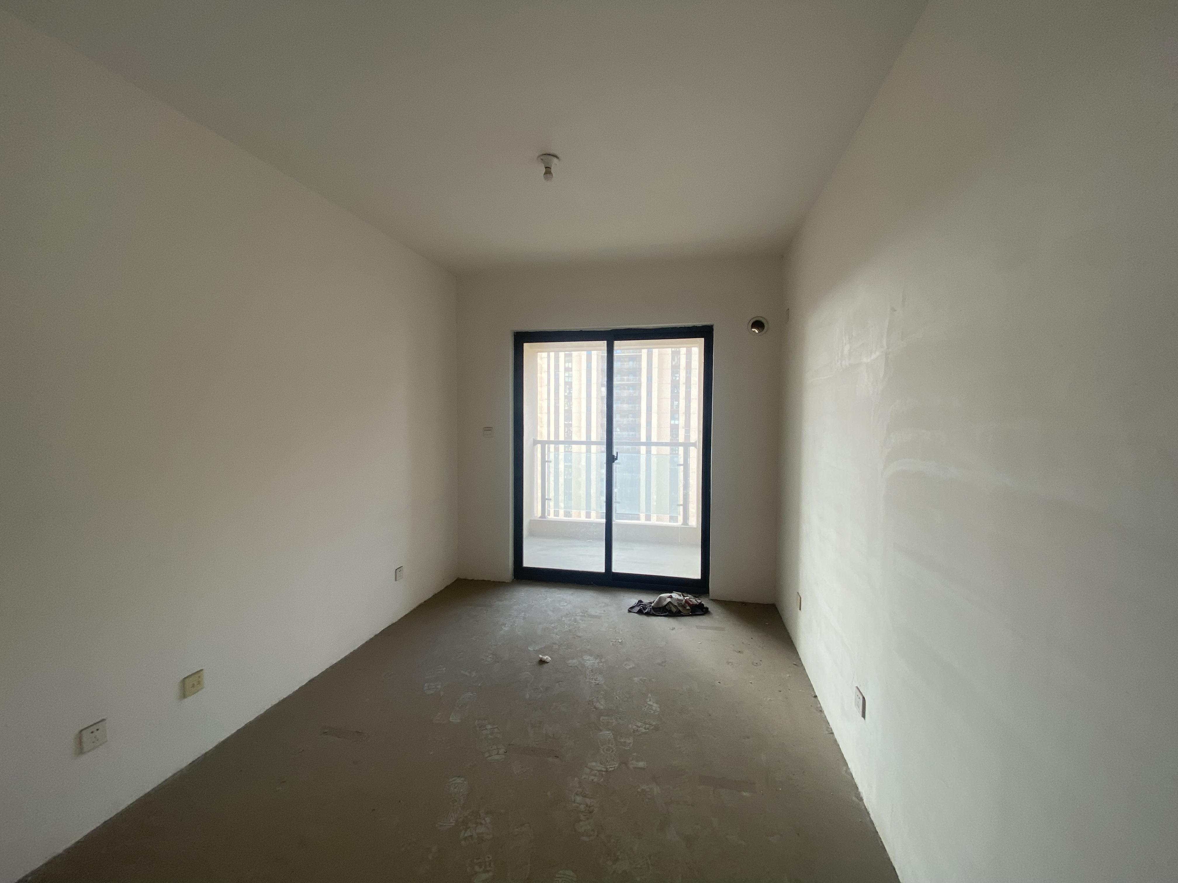 万达华府 4室2厅2卫 140.94m&sup2;