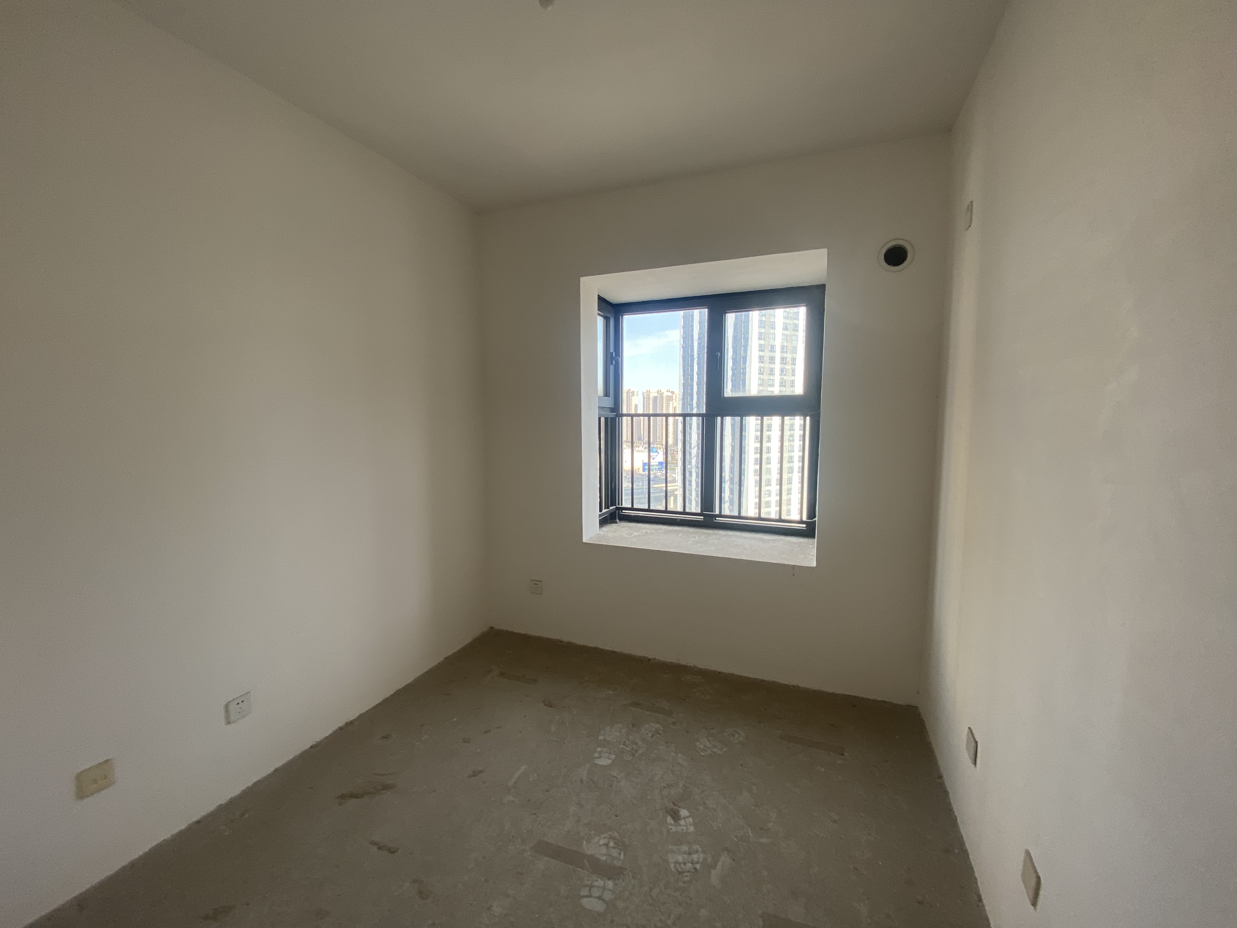 万达华府 4室2厅2卫 140.94m&sup2;