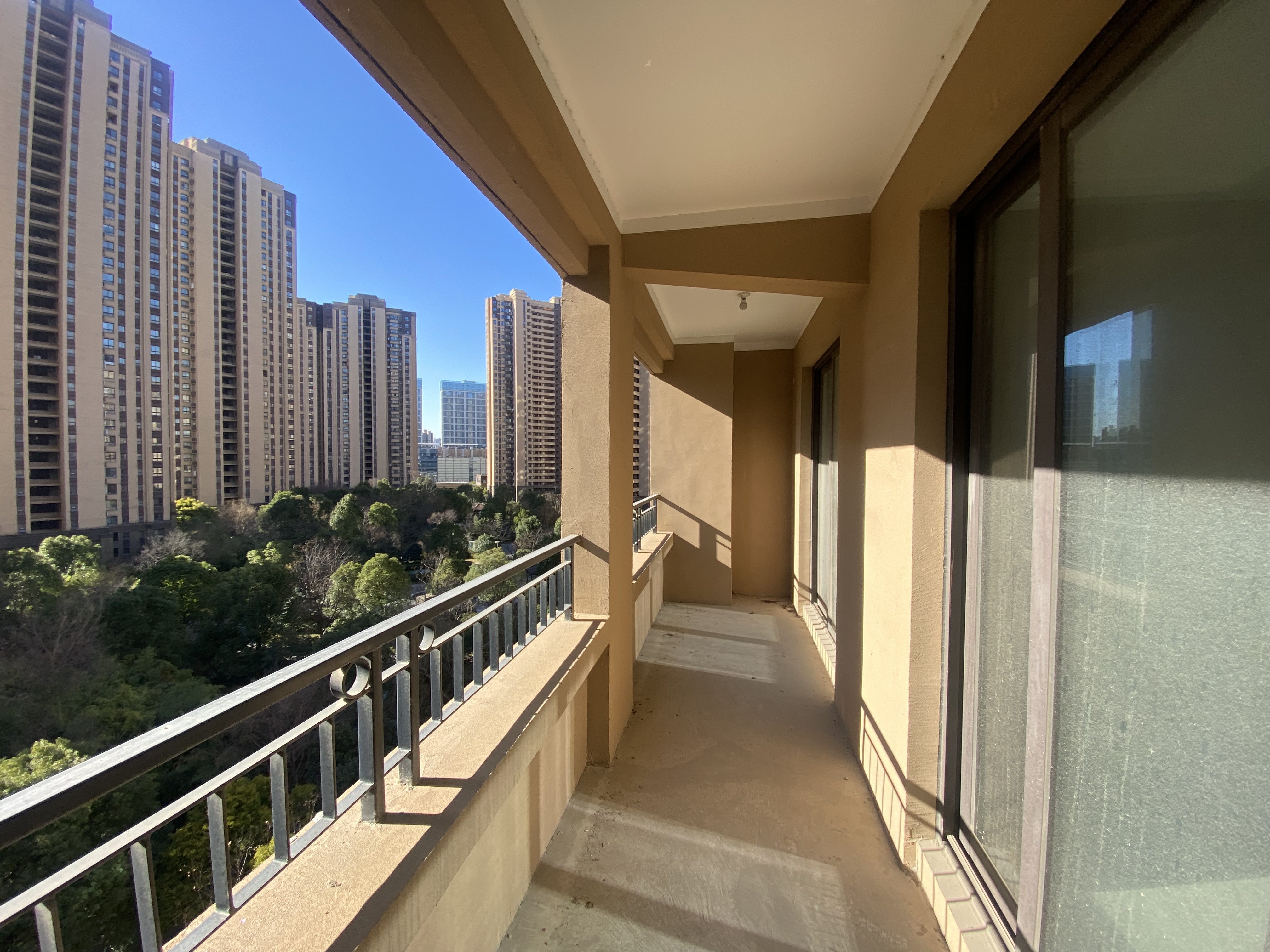 保利香槟国际 4室2厅2卫 143.35m&sup2;