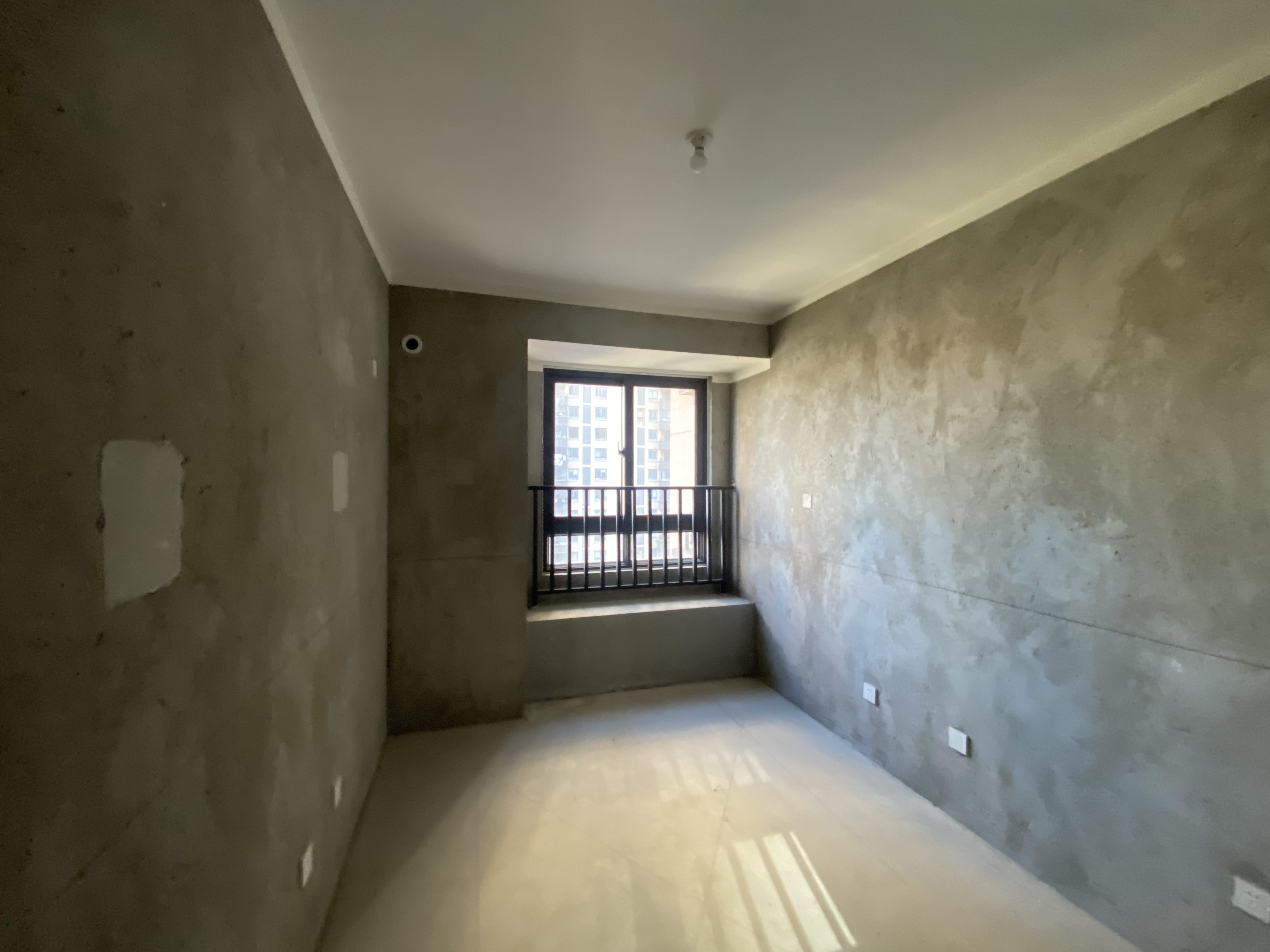 保利香槟国际 4室2厅2卫 143.35m&sup2;