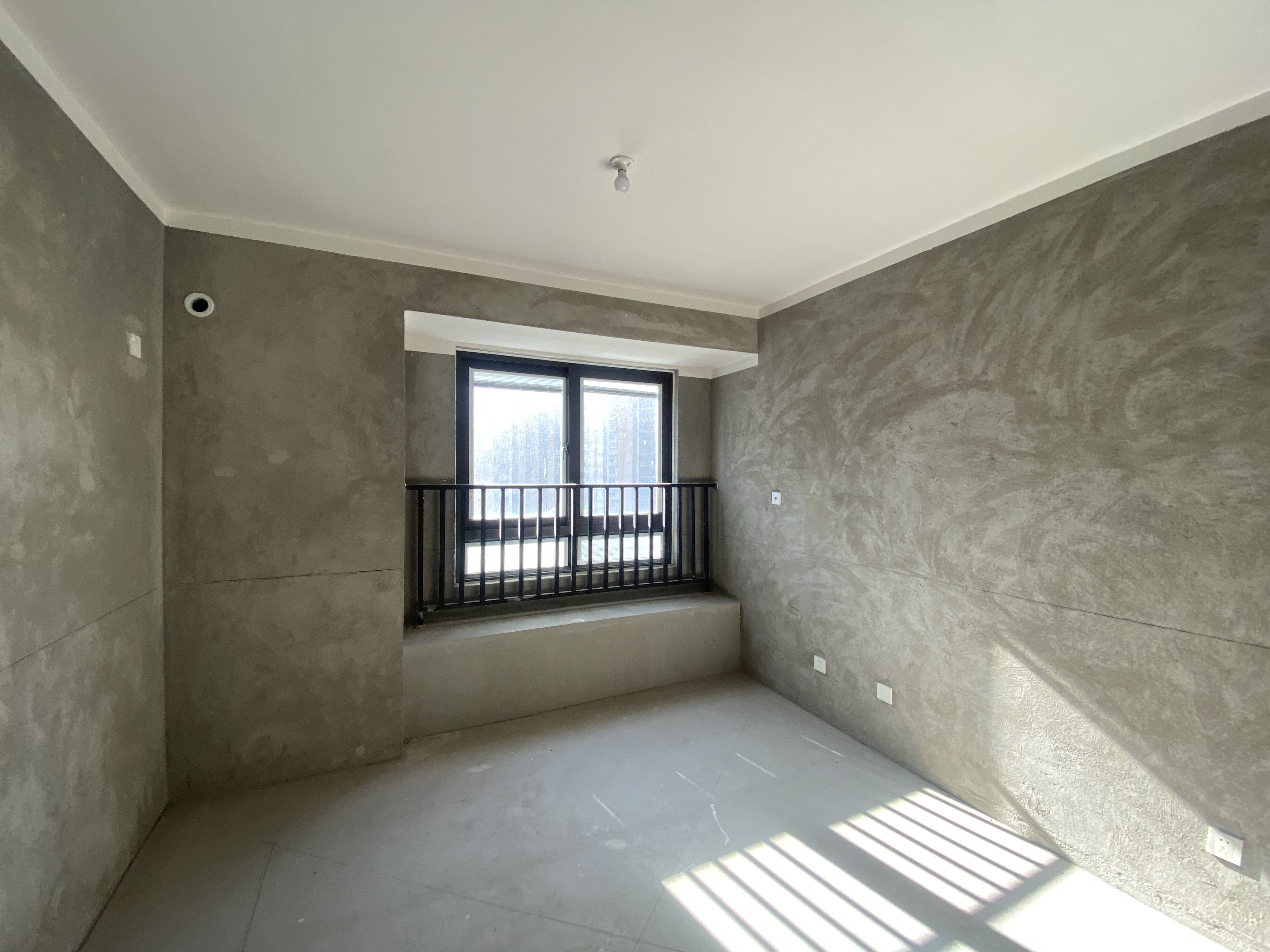 保利香槟国际 4室2厅2卫 143.35m&sup2;