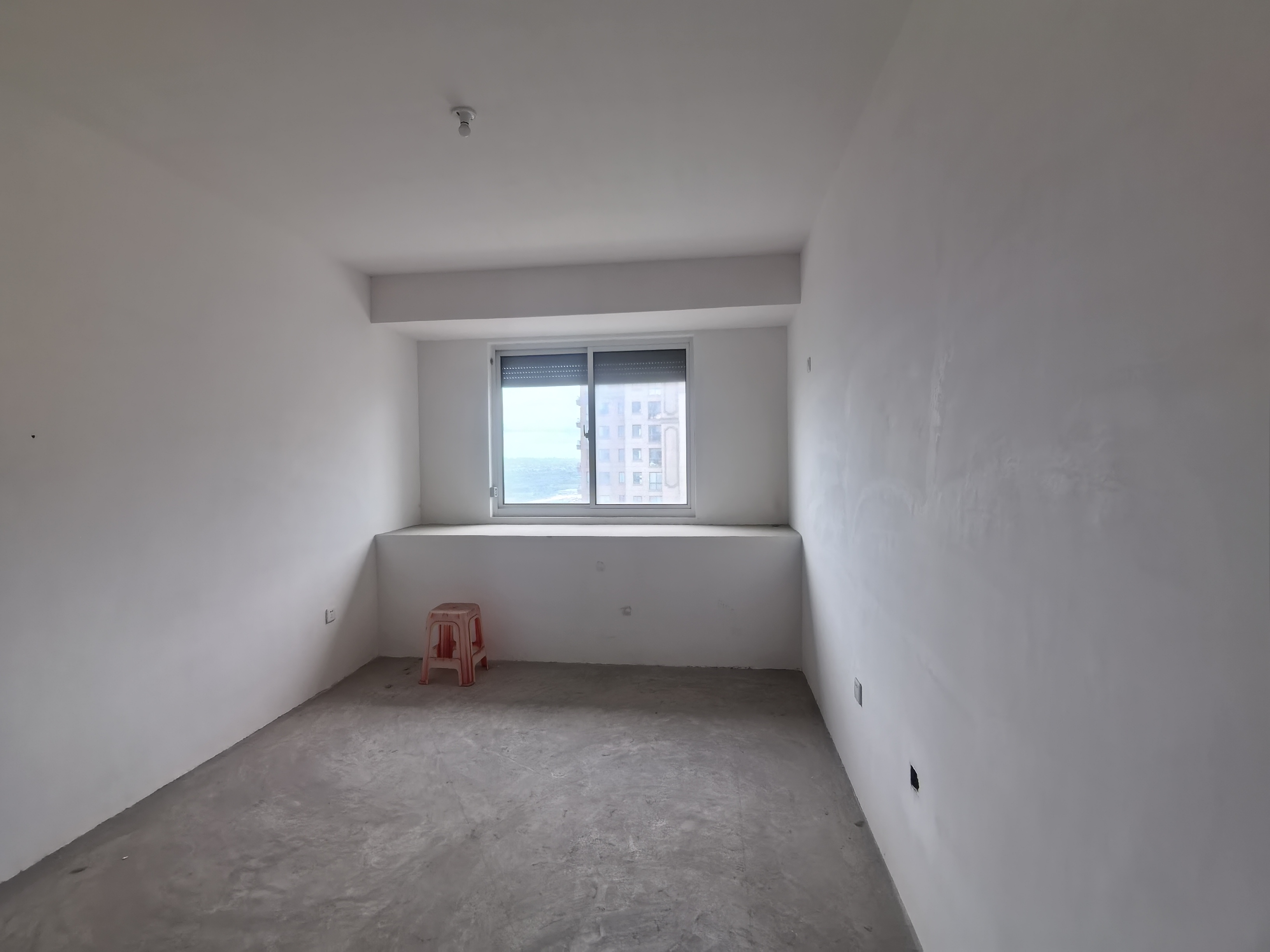 湖滨华庭 3室2厅1卫 95m&sup2;