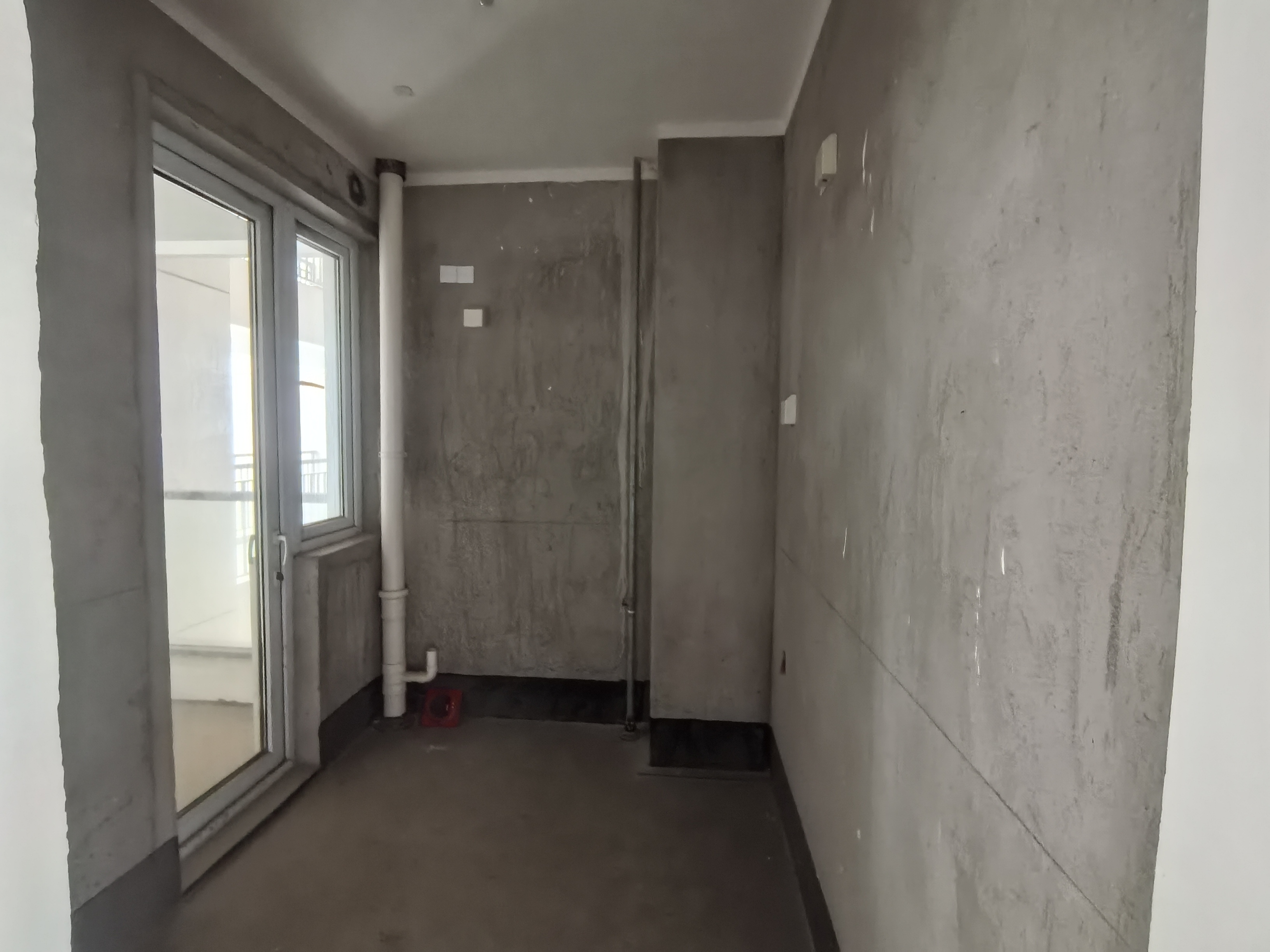 湖滨华庭 3室2厅1卫 95m&sup2;