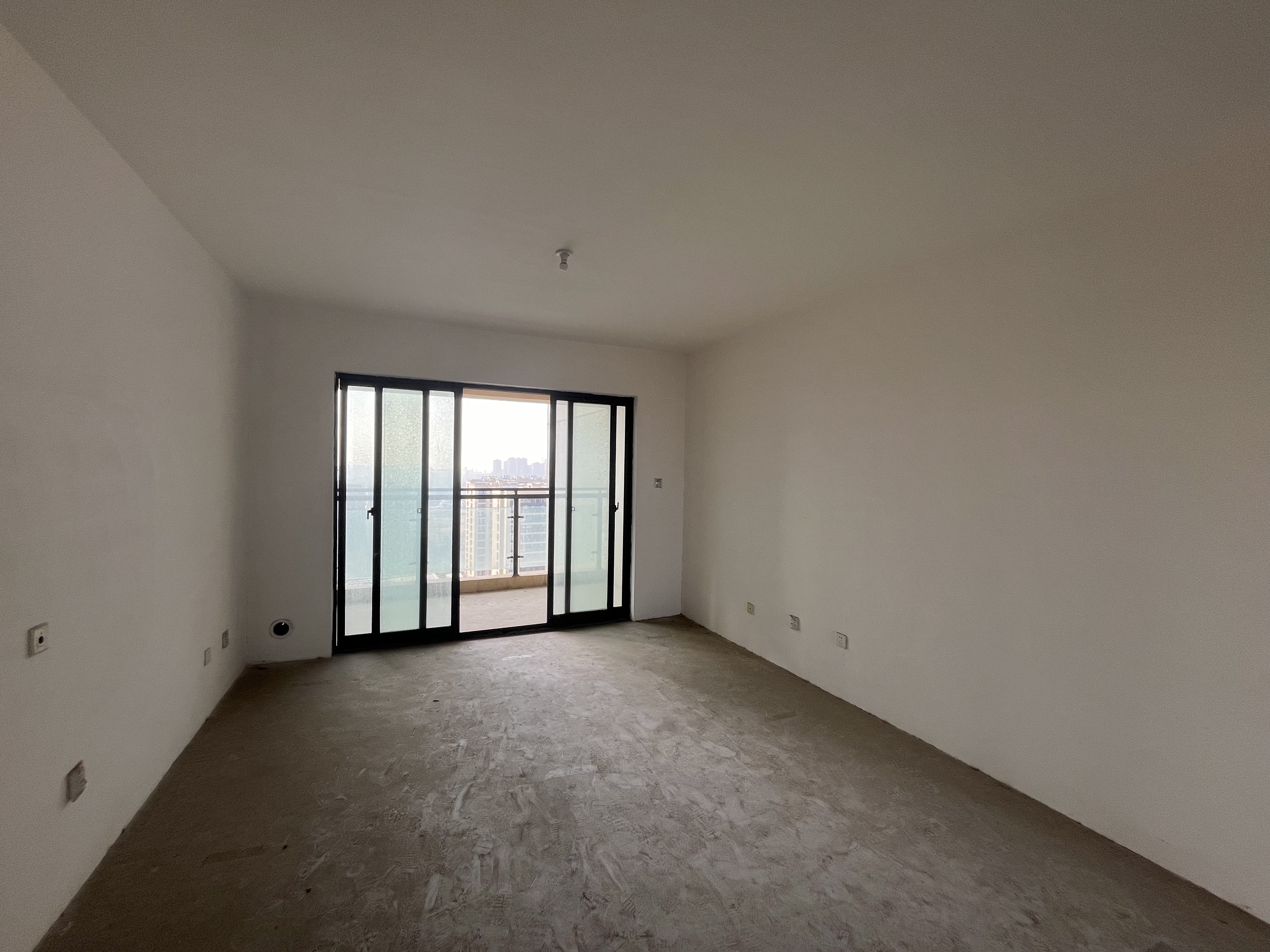 万达华府 3室2厅2卫 121m²