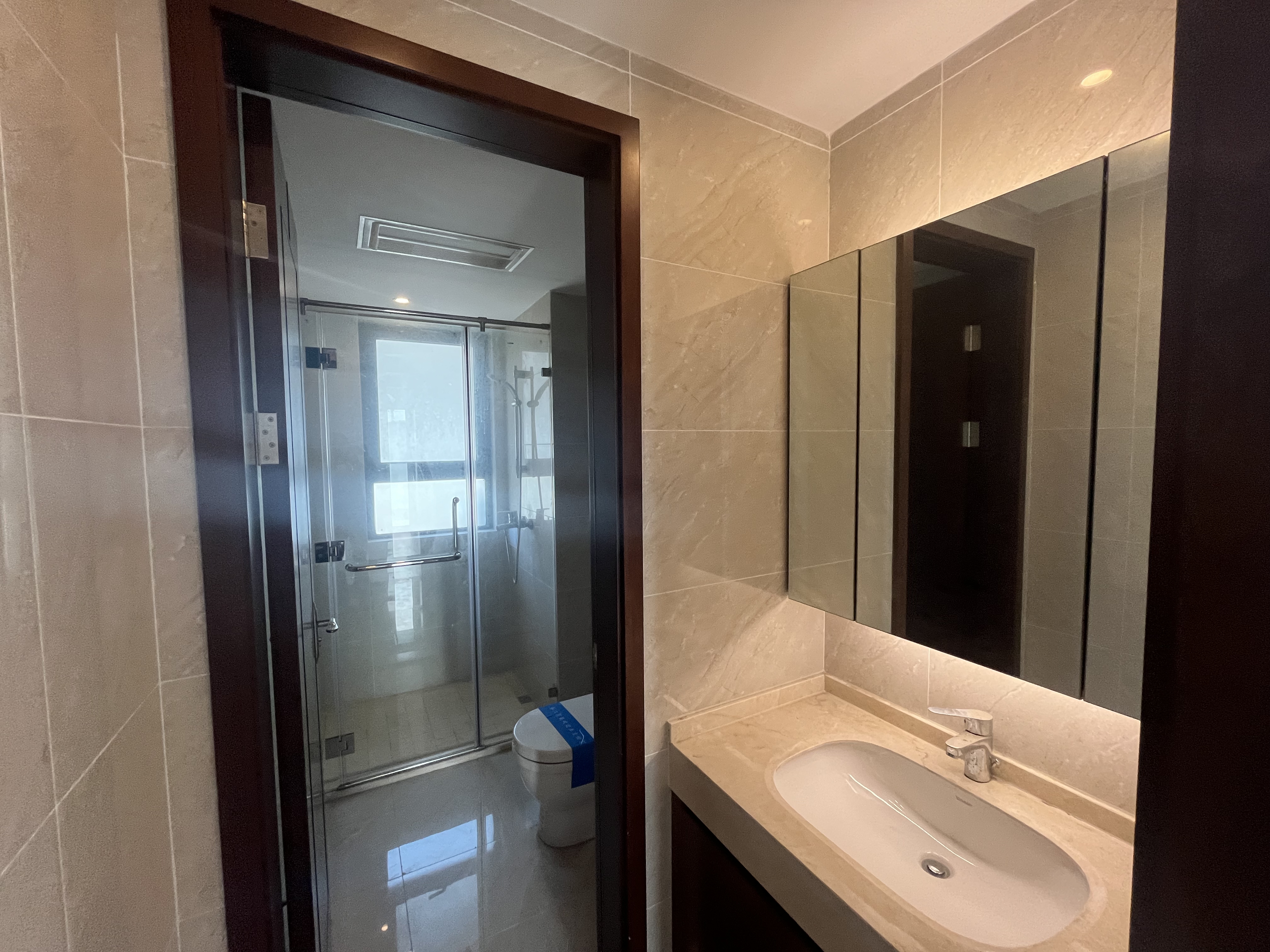 春江阅 4室2厅3卫 185.00m&sup2;