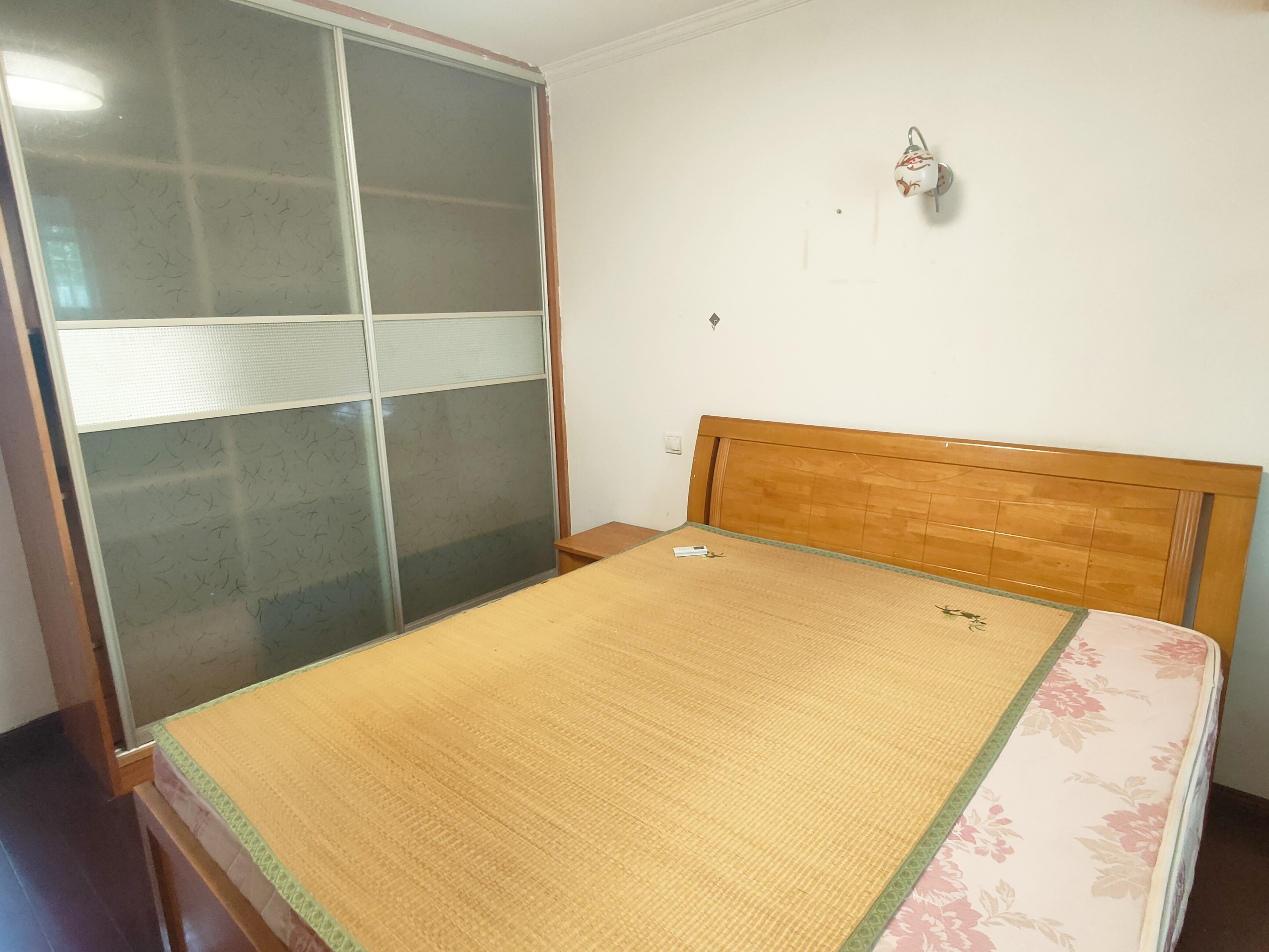 恒成楼 2室1厅1卫 77m&sup2;