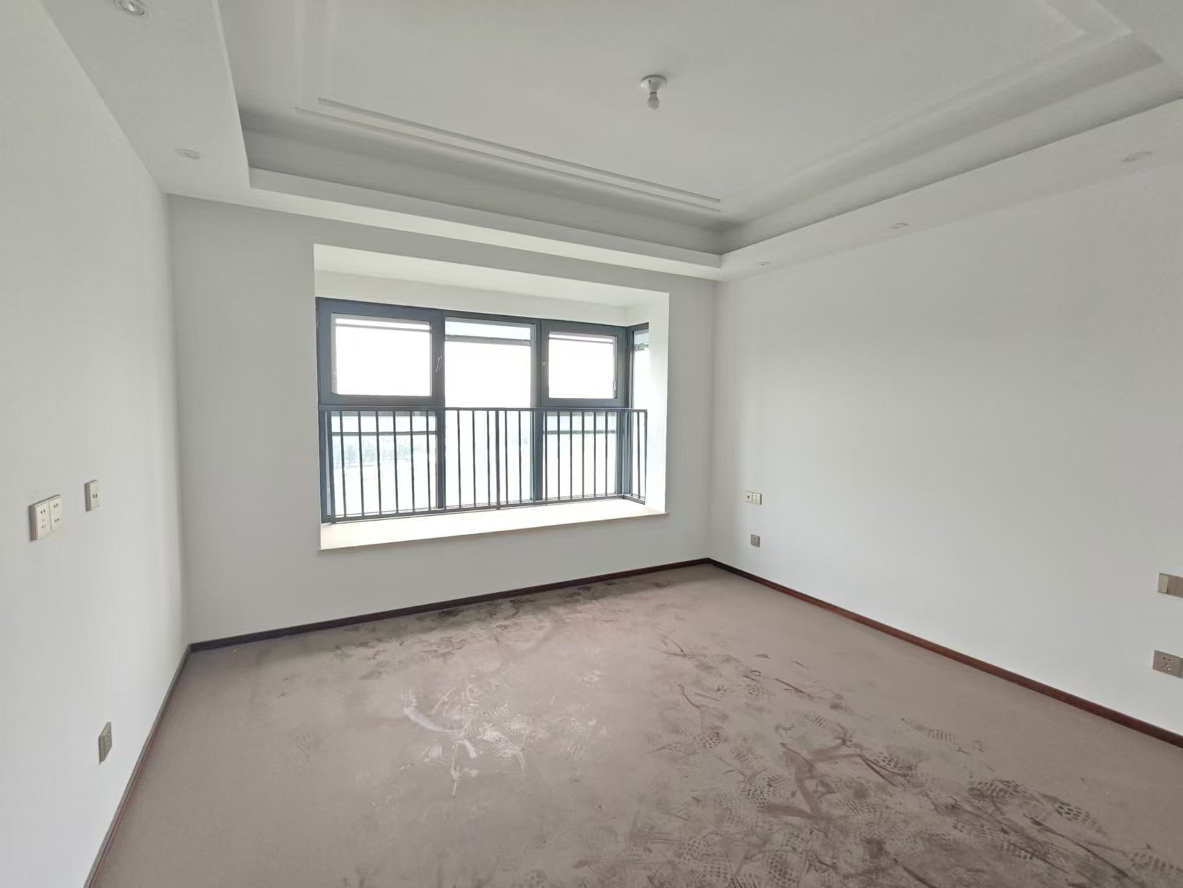 春江阅 4室2厅3卫 185.98m&sup2;