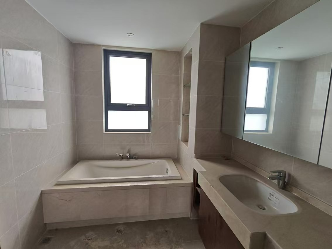 春江阅 4室2厅3卫 185.98m&sup2;