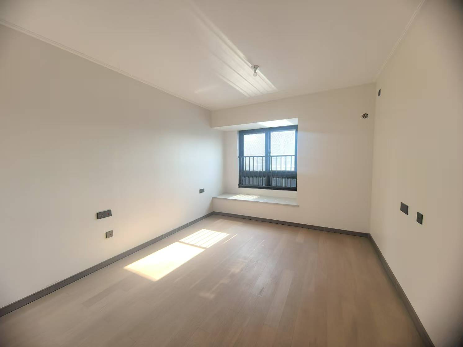 万科翡翠东第 3室2厅2卫 115.9m&sup2;