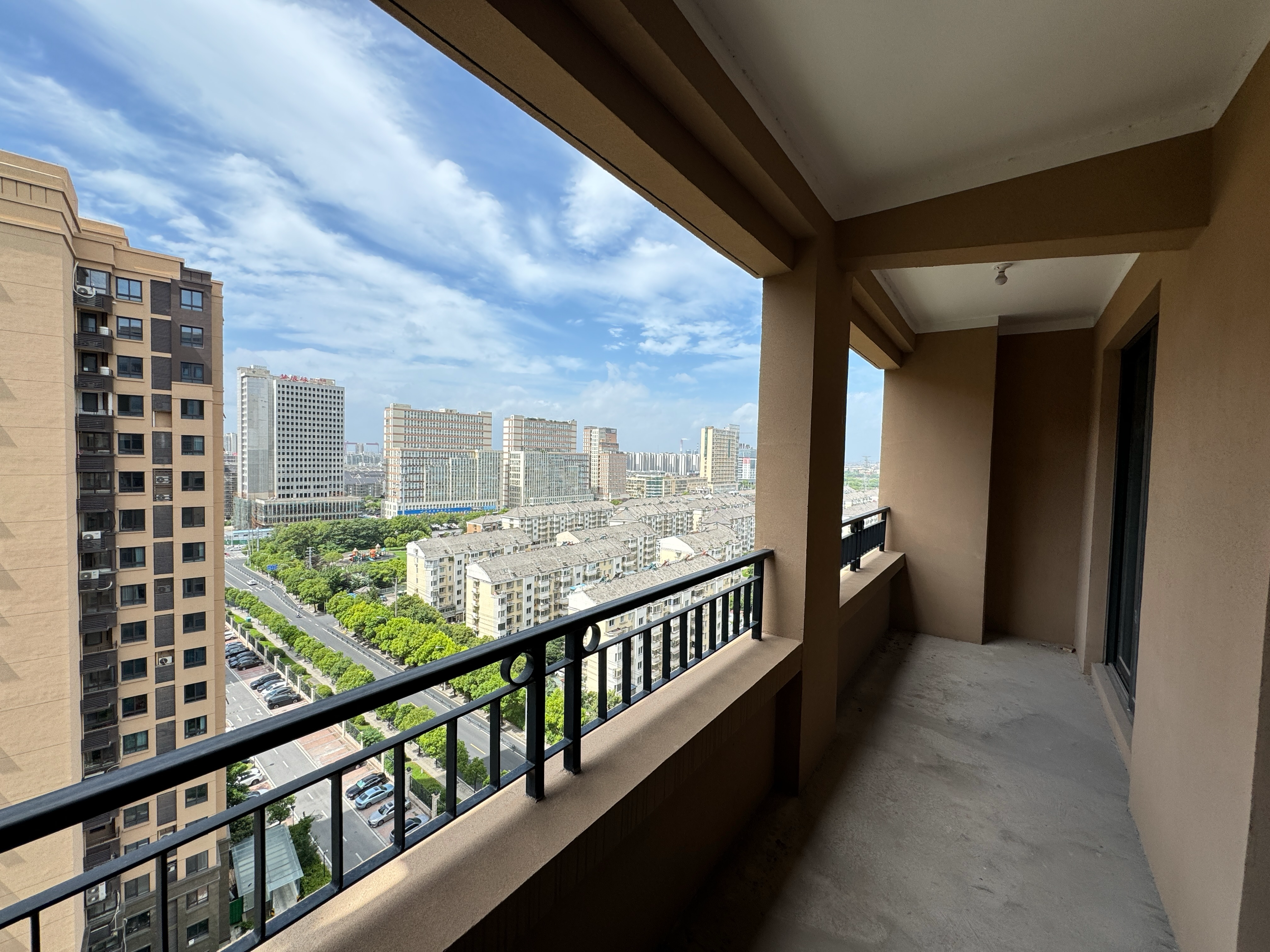 保利香槟国际 4室2厅2卫 139.00m&sup2;