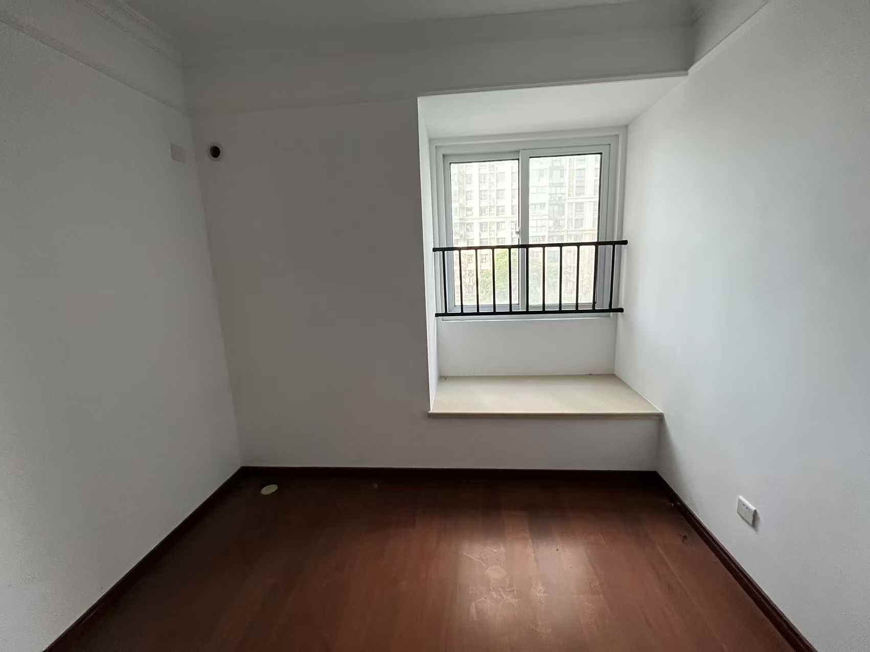 中海碧林湾 3室1厅2卫 128.42m&sup2;