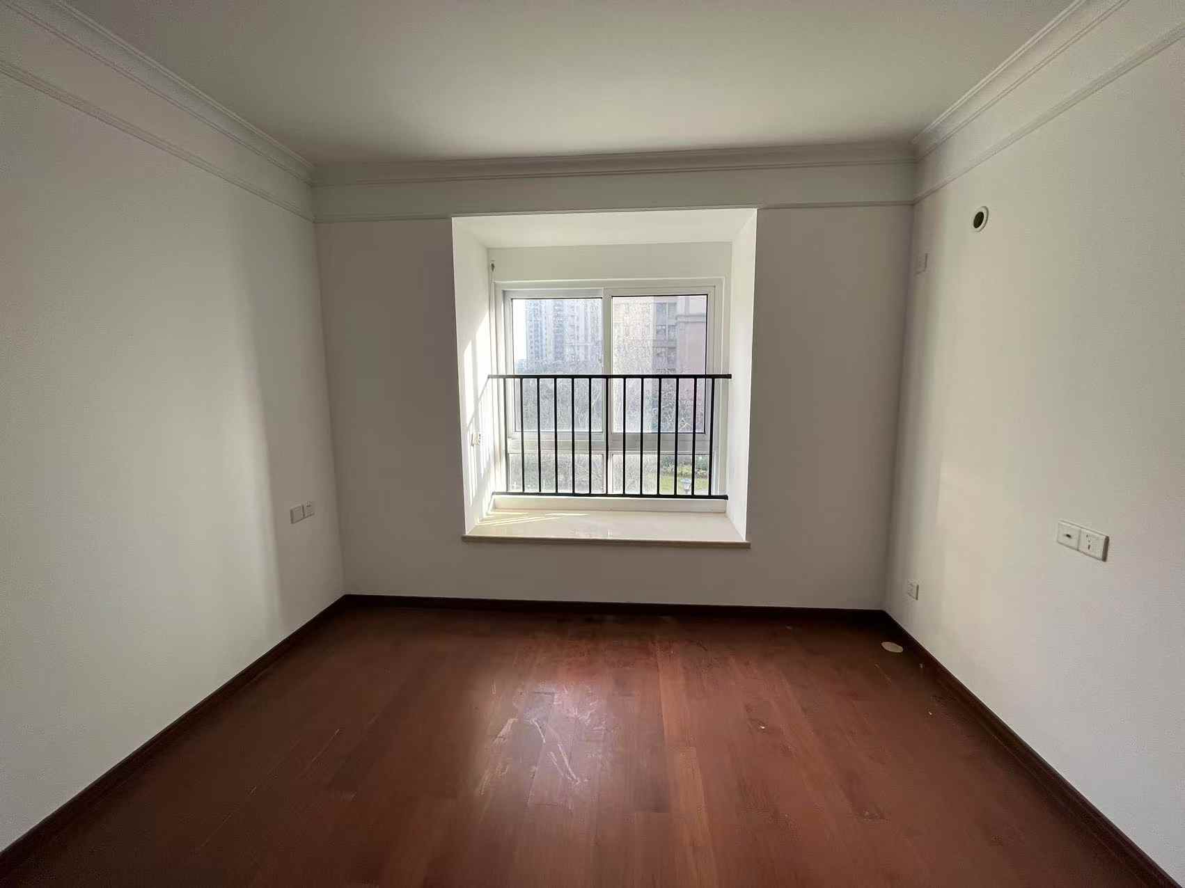 中海碧林湾 3室1厅2卫 128.42m&sup2;