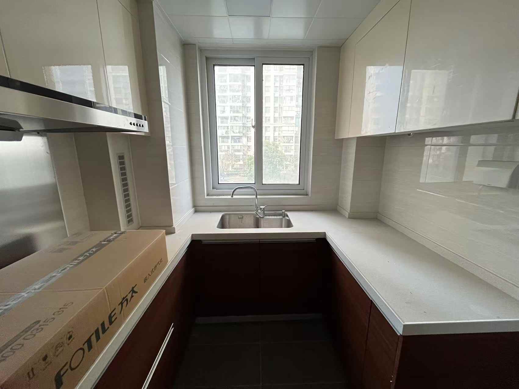 中海碧林湾 3室1厅2卫 128.42m&sup2;