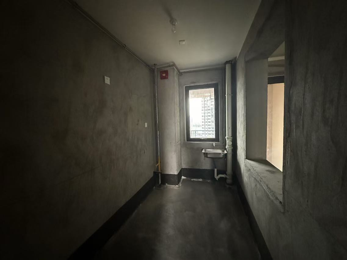 保利香槟国际 4室2厅2卫 142.19m&sup2;