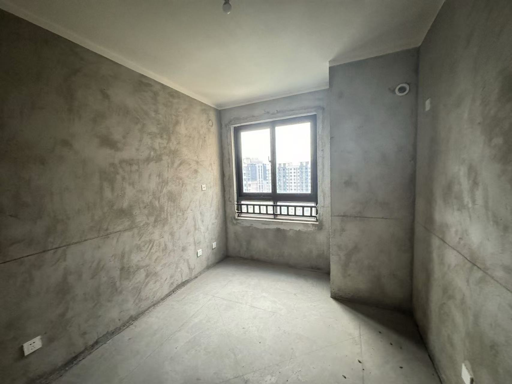 保利香槟国际 4室2厅2卫 142.19m&sup2;