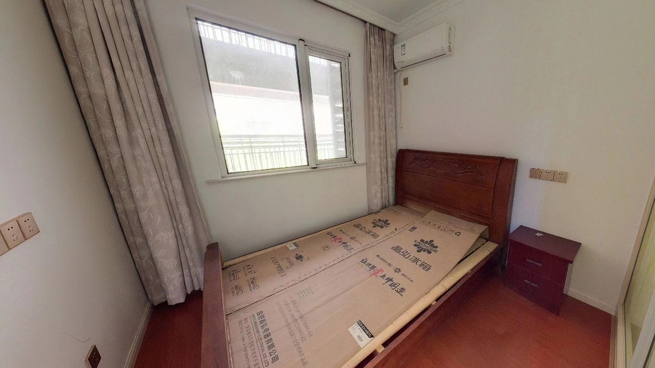 中海碧林湾 3室2厅1卫 97m&sup2;