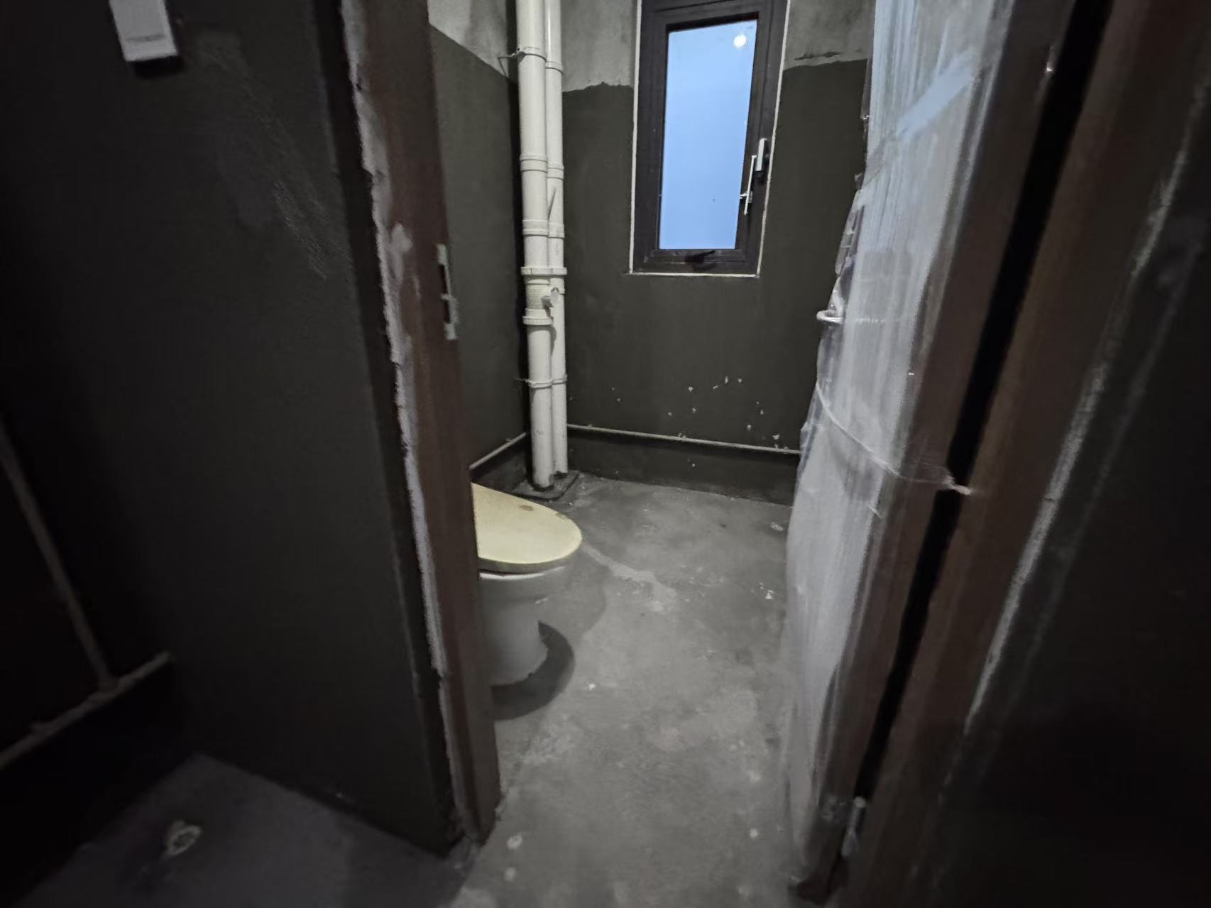 保利香槟国际 3室2厅2卫 123m&sup2;