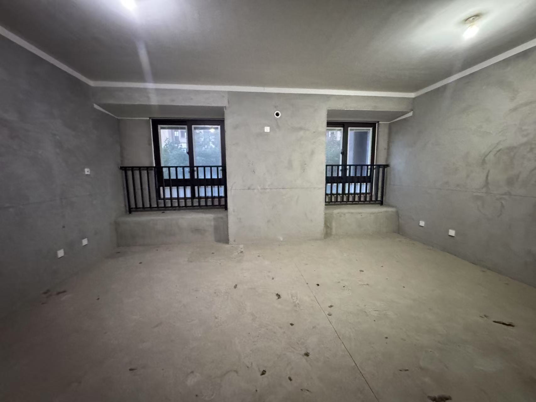 保利香槟国际 2室2厅1卫 100.10m&sup2;