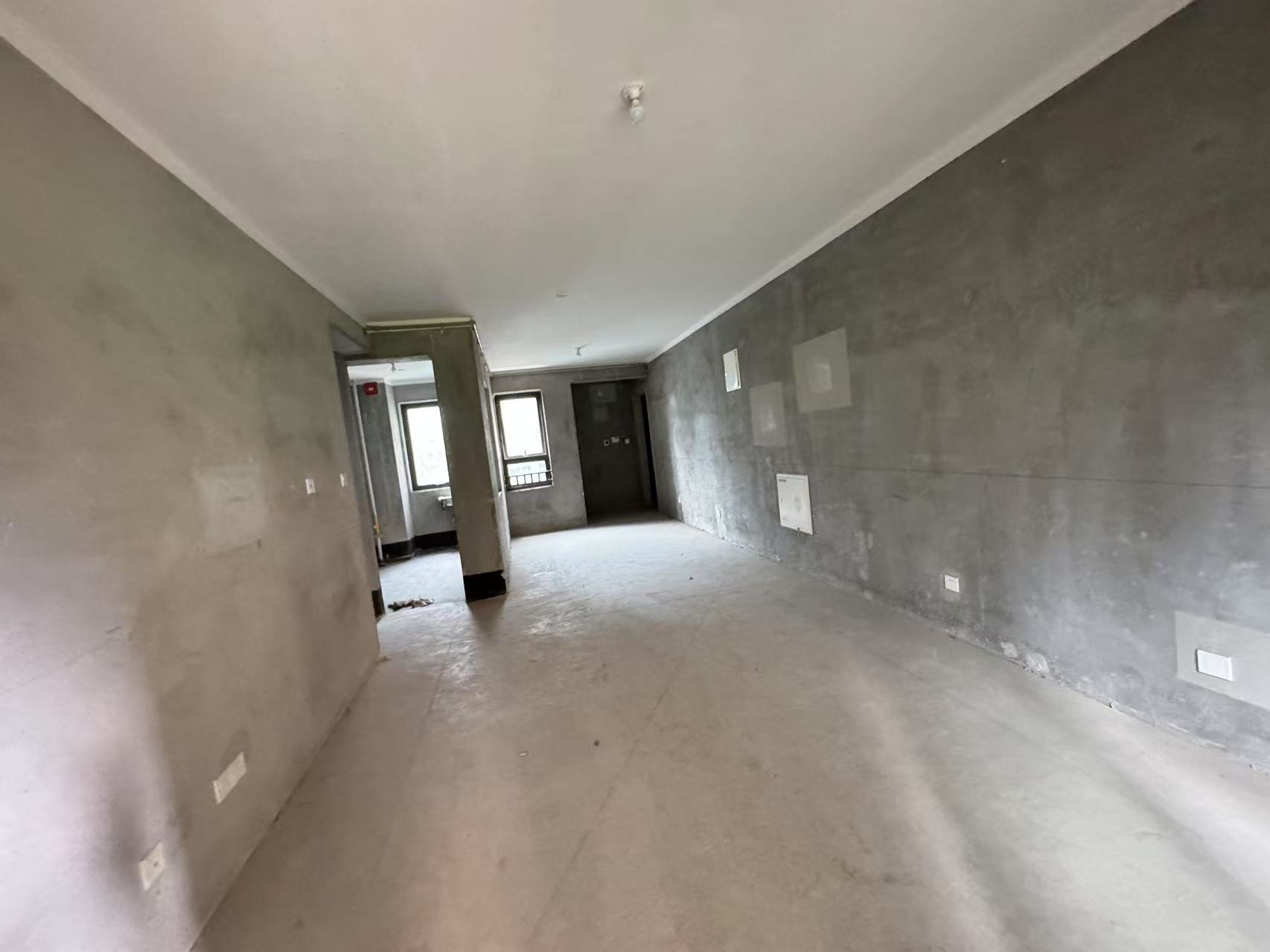 保利香槟国际 3室2厅2卫 123m²