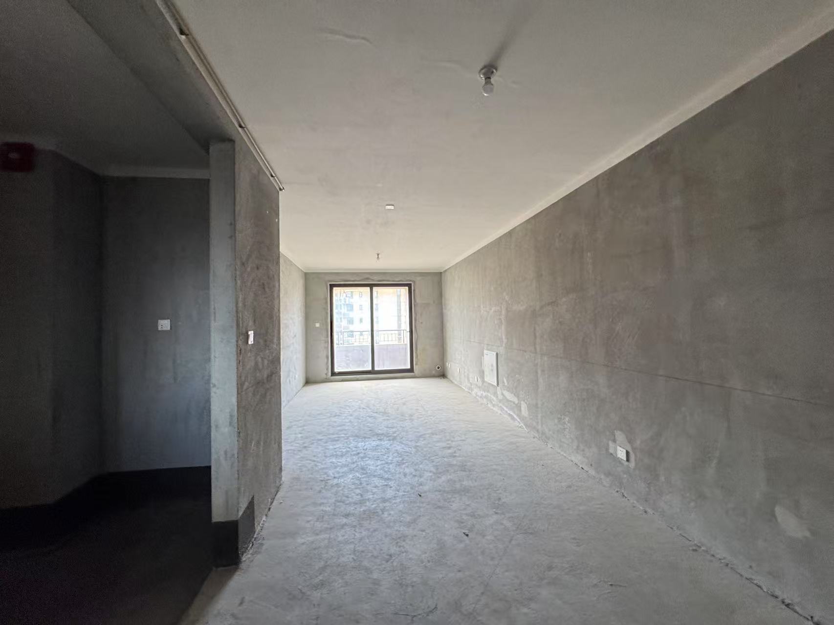 保利香槟国际 3室2厅1卫 101.67m&sup2;
