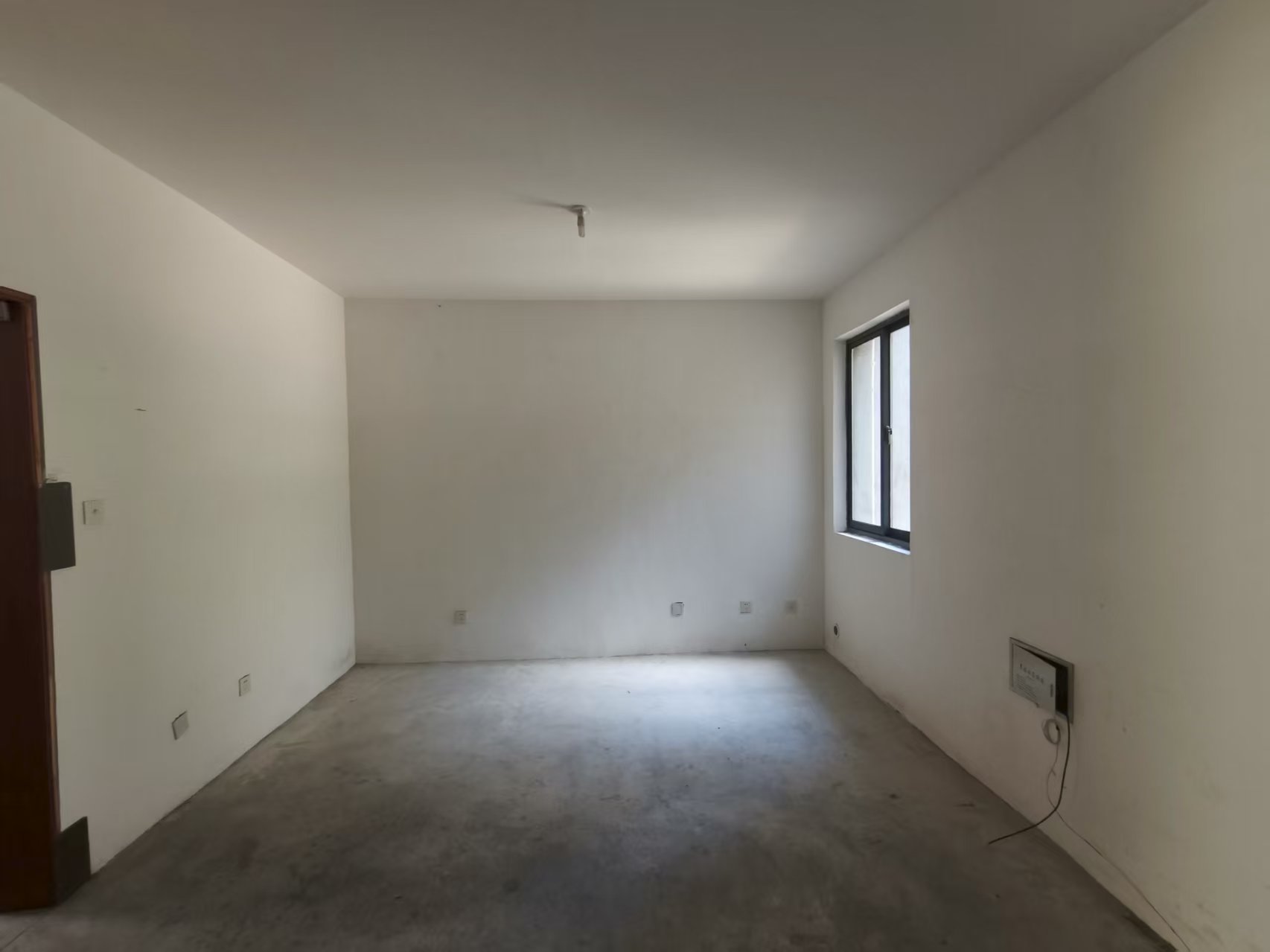 翠湖景苑 2室2厅1卫 80m&sup2;