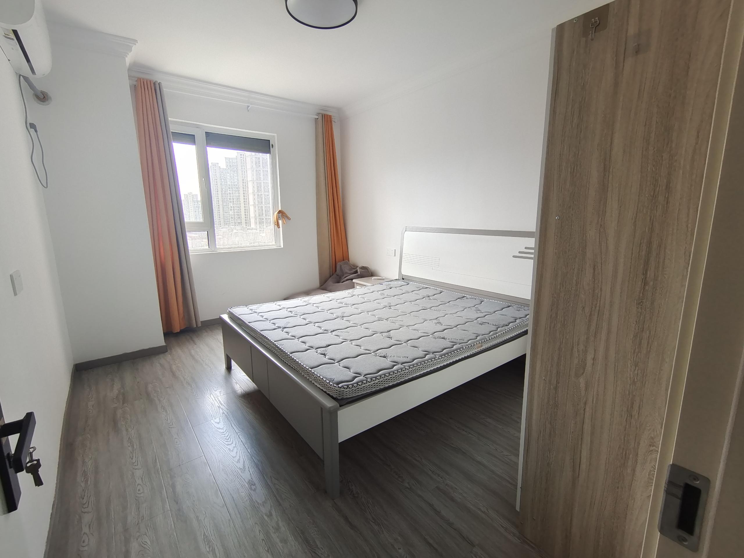世茂公元 3室2厅2卫 108m&sup2;