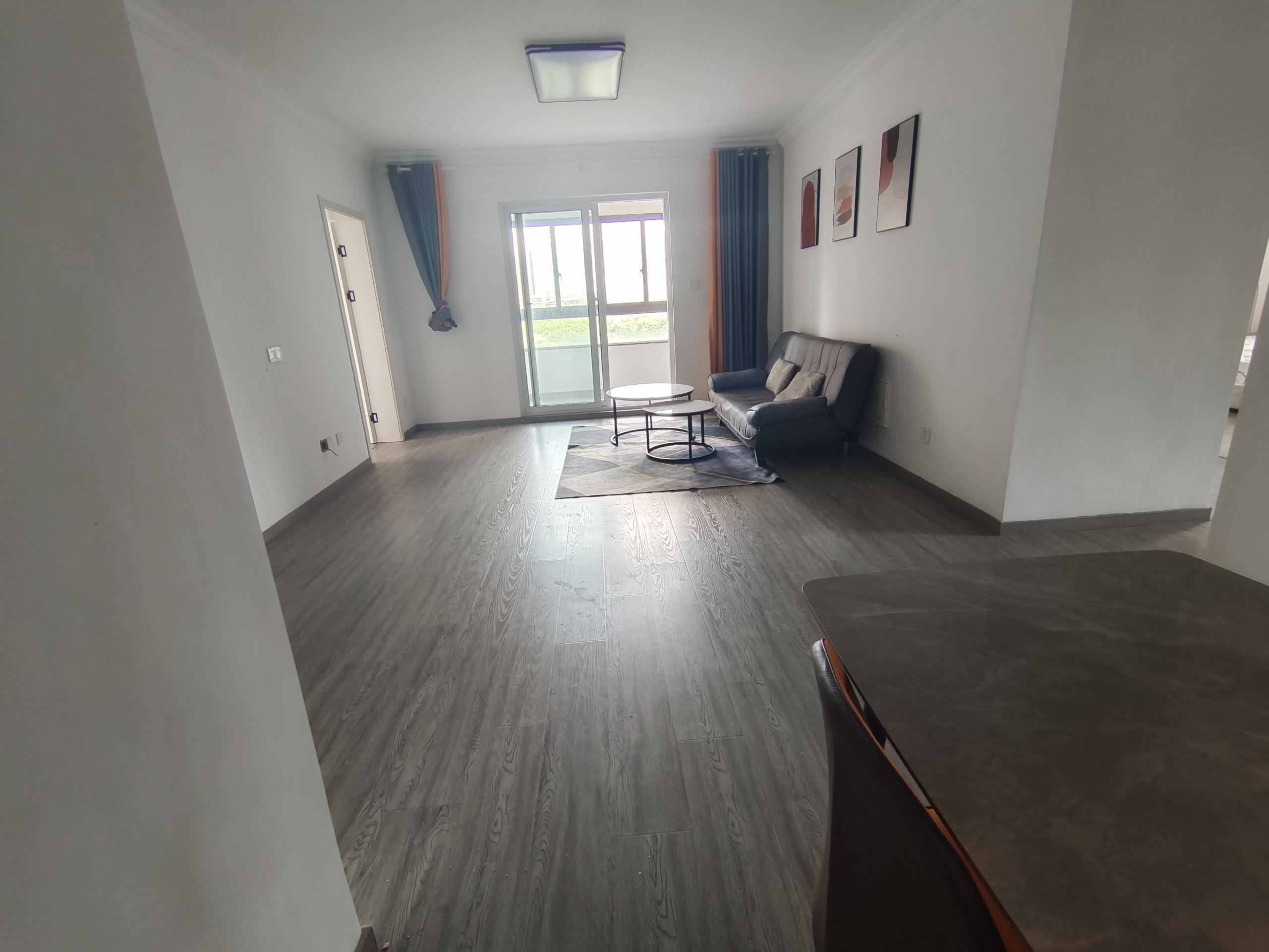 世茂公元 3室2厅2卫 108m²