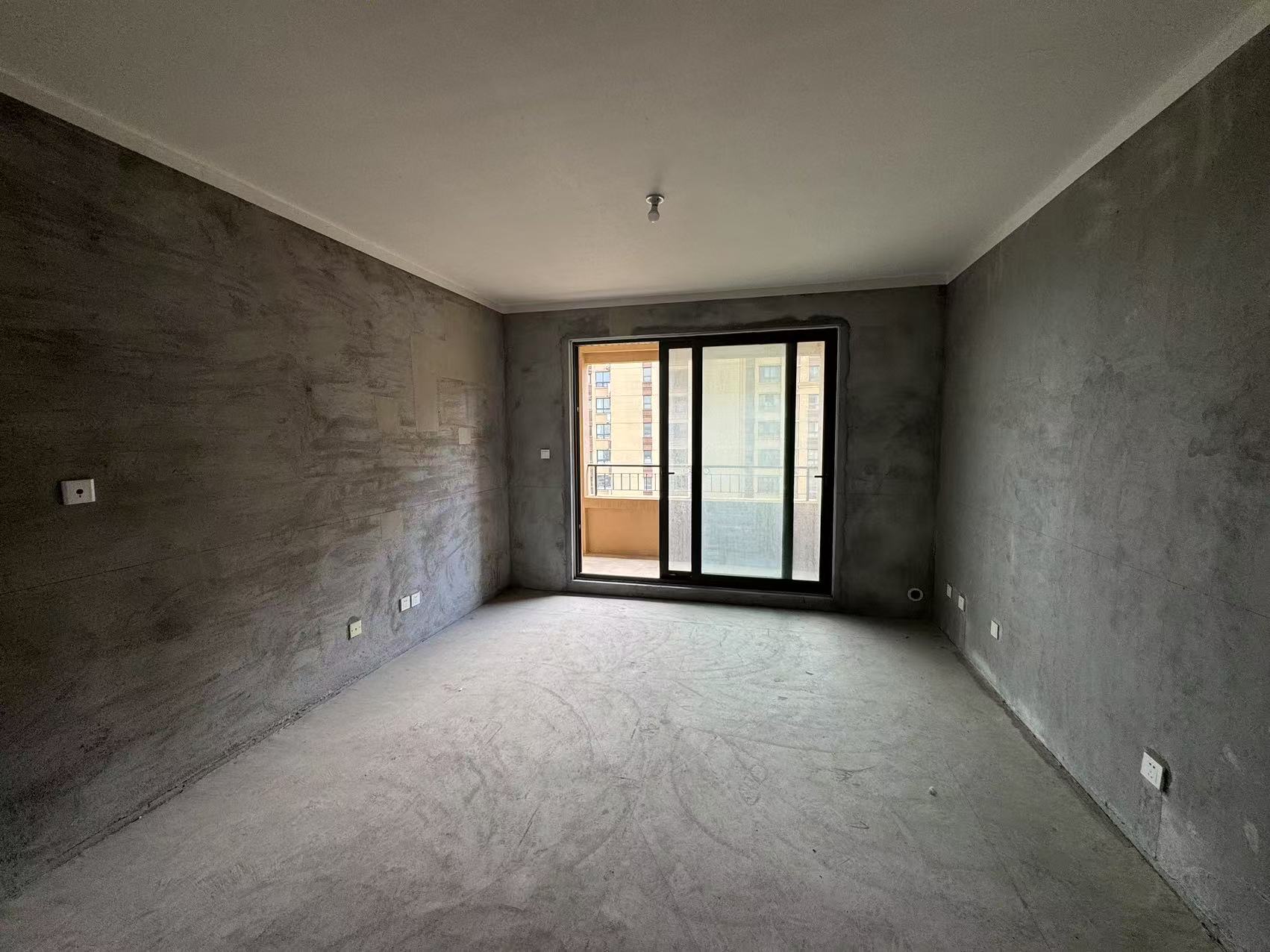 保利香槟国际 4室2厅2卫 143.35m&sup2;